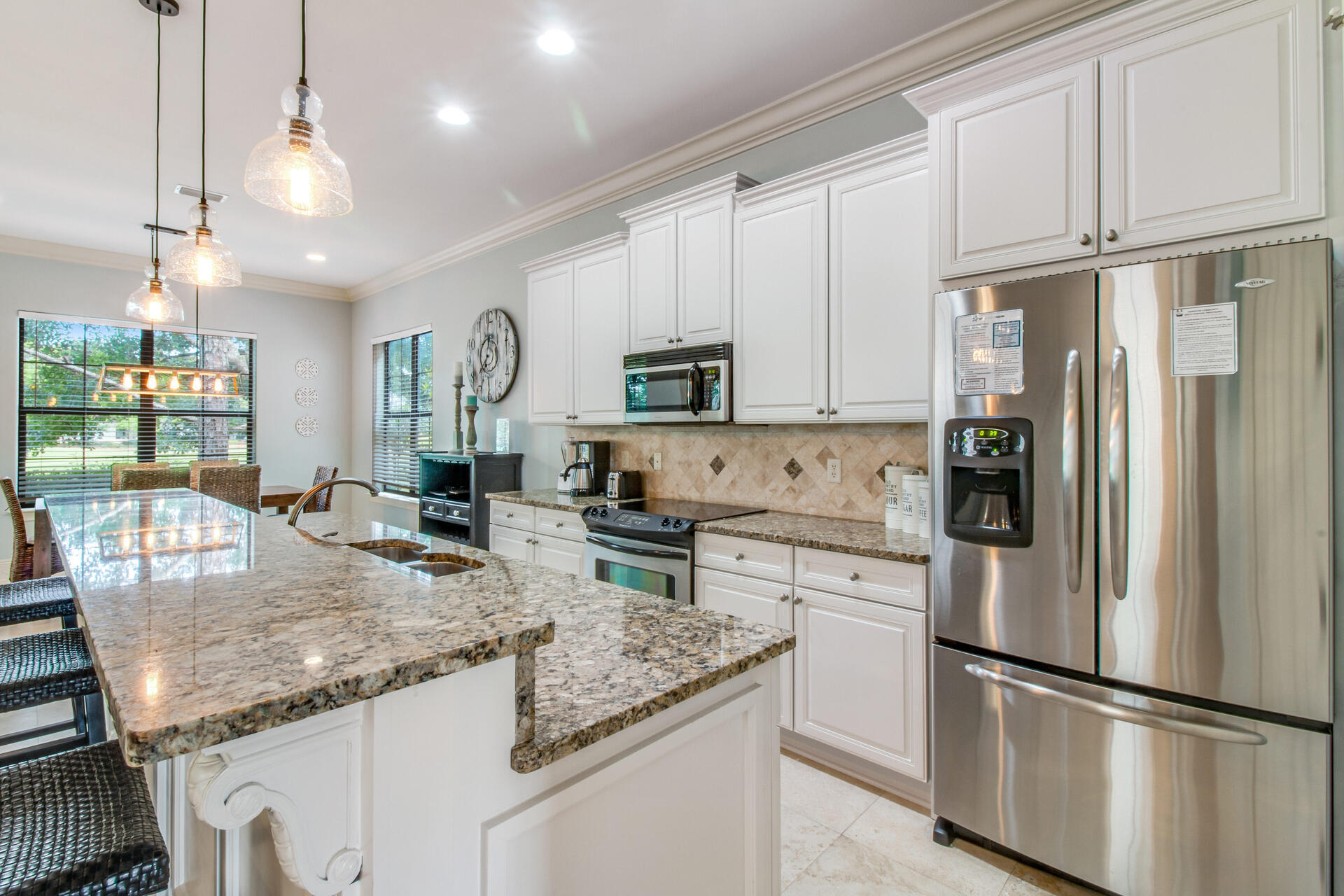 VILLA LAGO - Residential