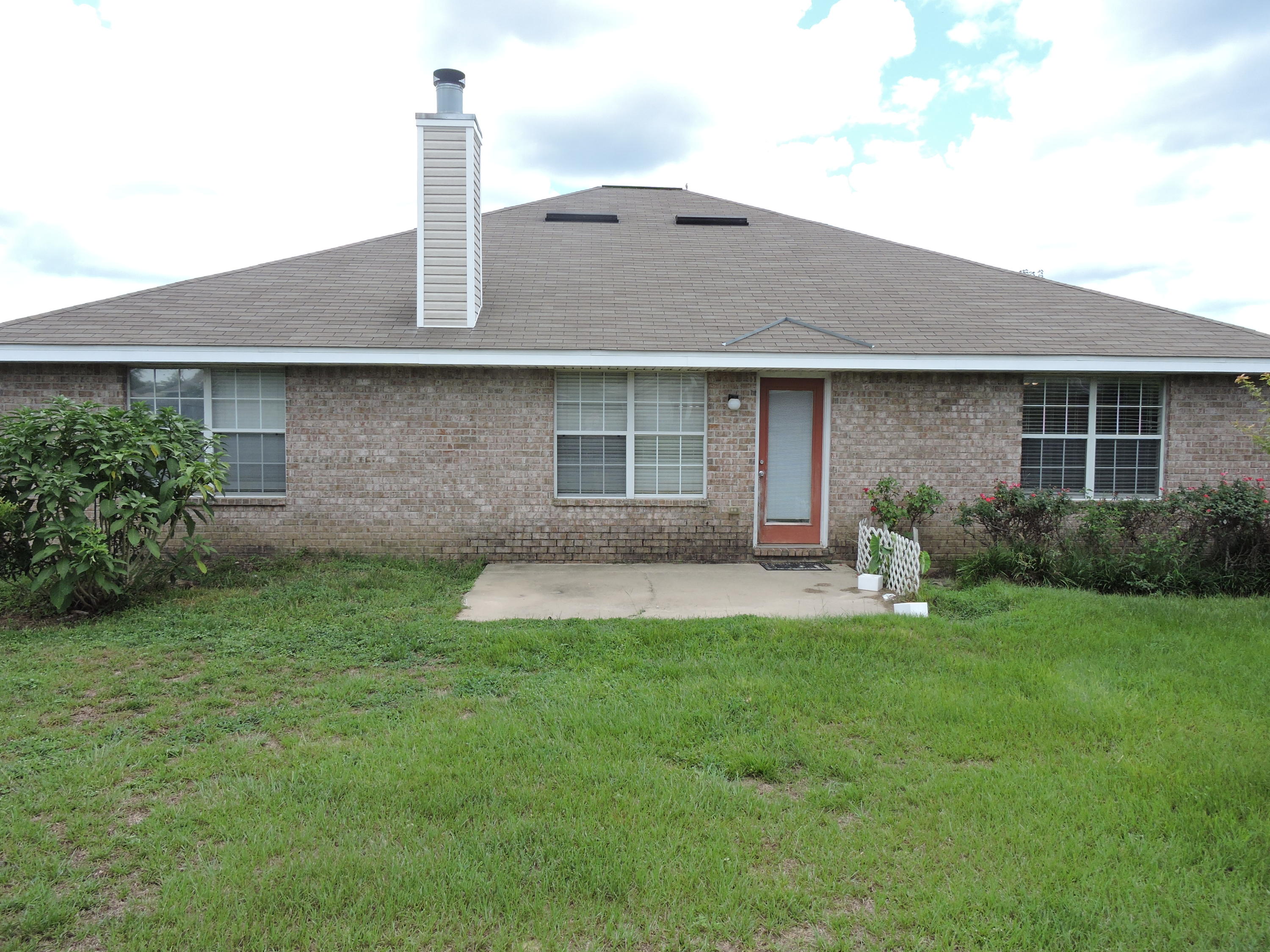 IRON GATE S/D PH I - Residential Lease