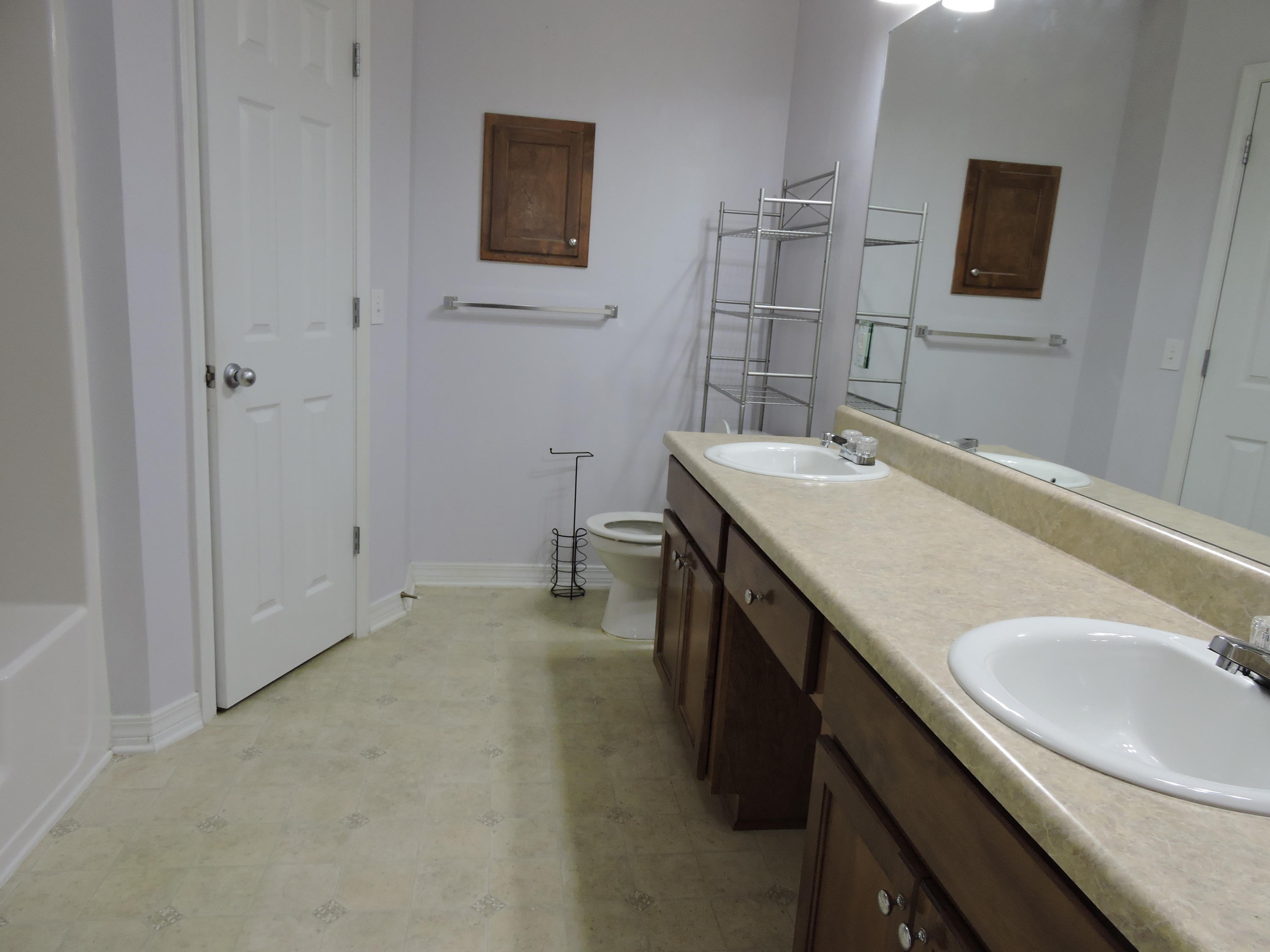 IRON GATE S/D PH I - Residential Lease