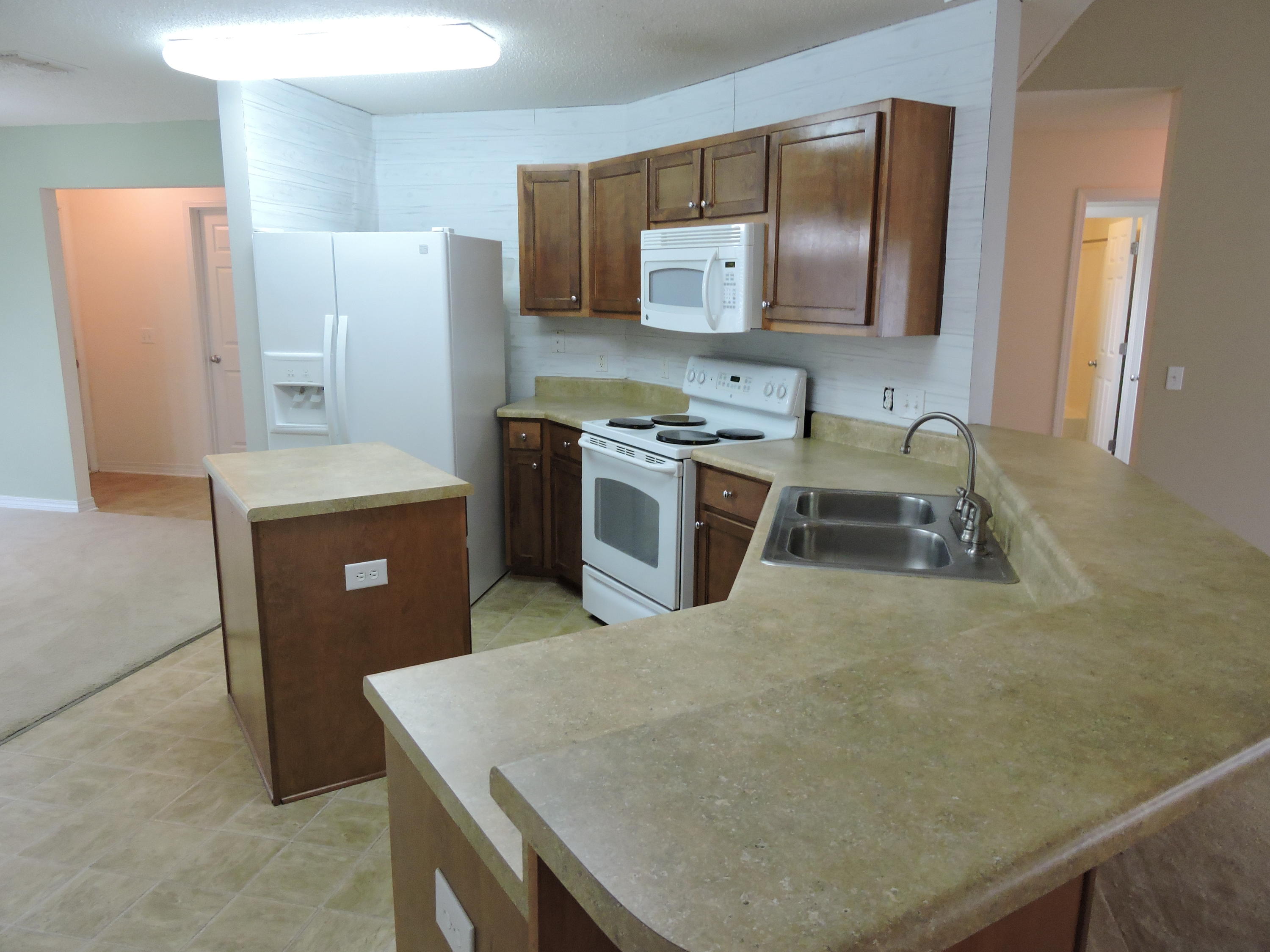 IRON GATE S/D PH I - Residential Lease