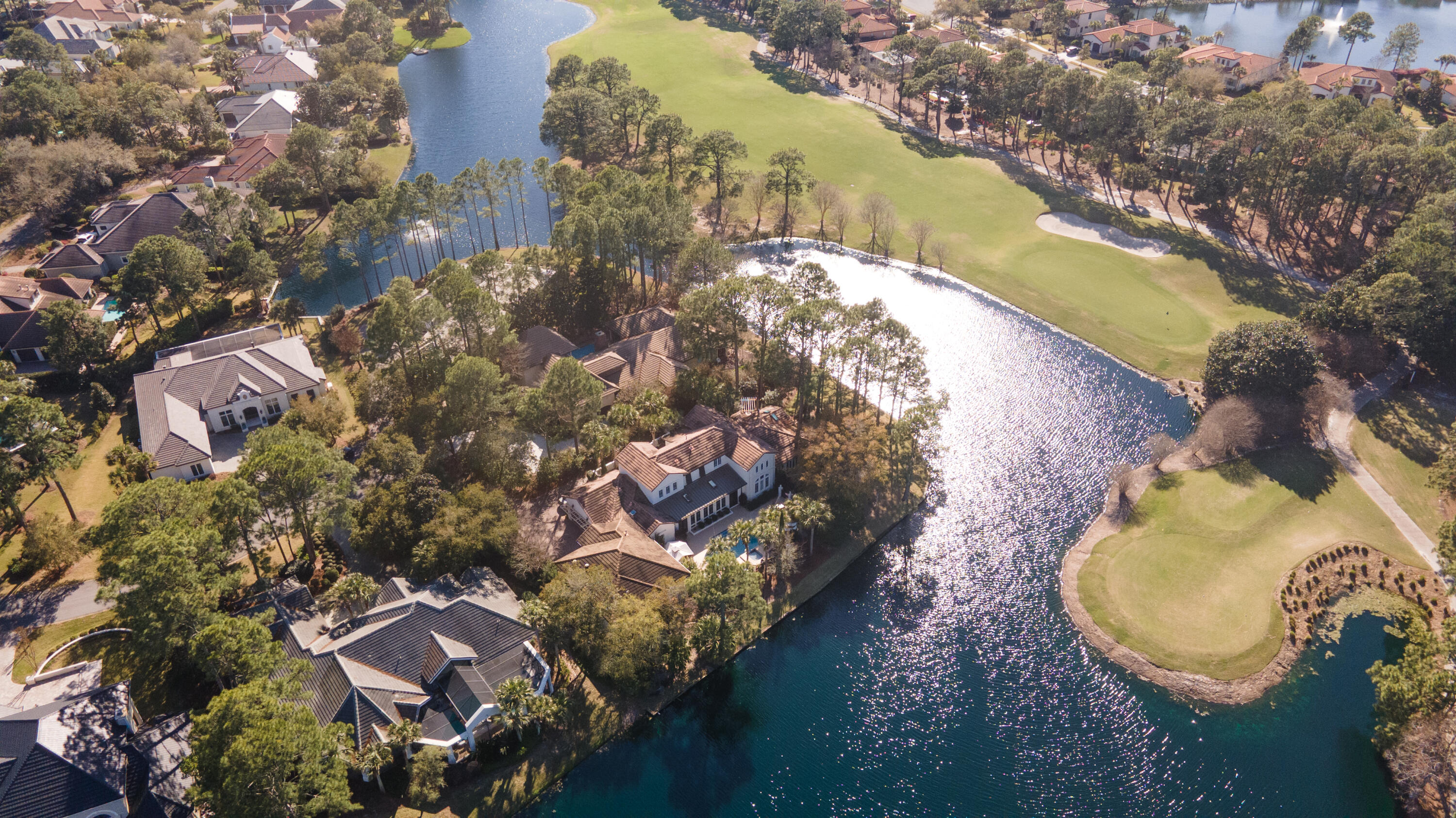 ISLAND GREEN - Residential