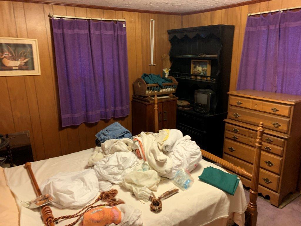 NO RECORDED SUBDIVISION - Residential