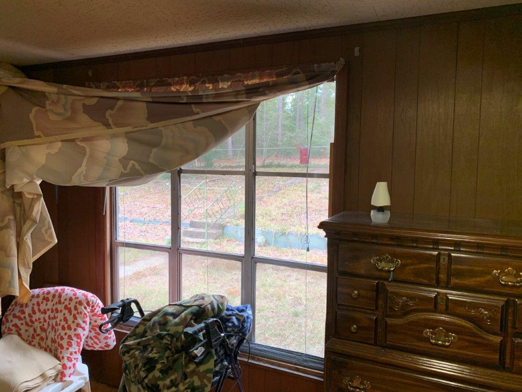 NO RECORDED SUBDIVISION - Residential