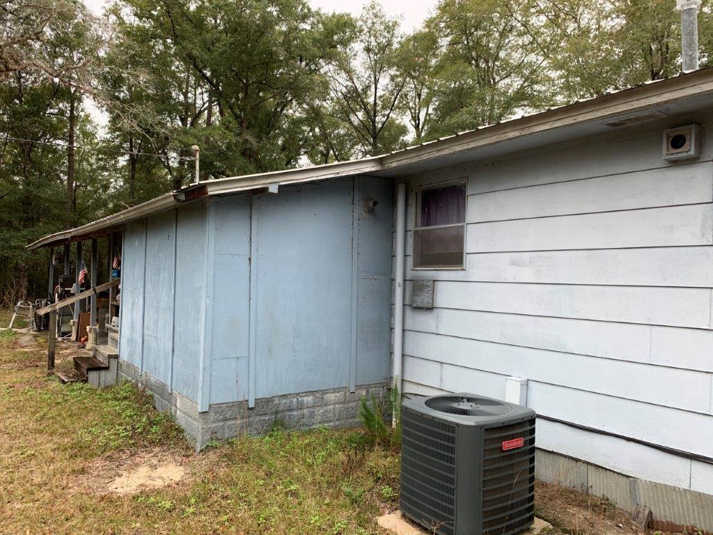 NO RECORDED SUBDIVISION - Residential