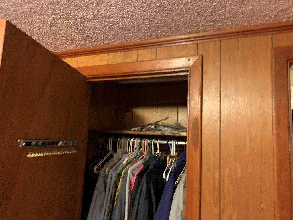 NO RECORDED SUBDIVISION - Residential