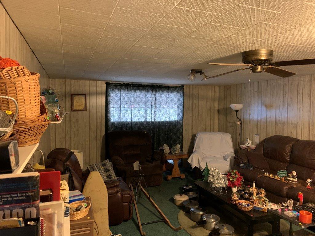 NO RECORDED SUBDIVISION - Residential