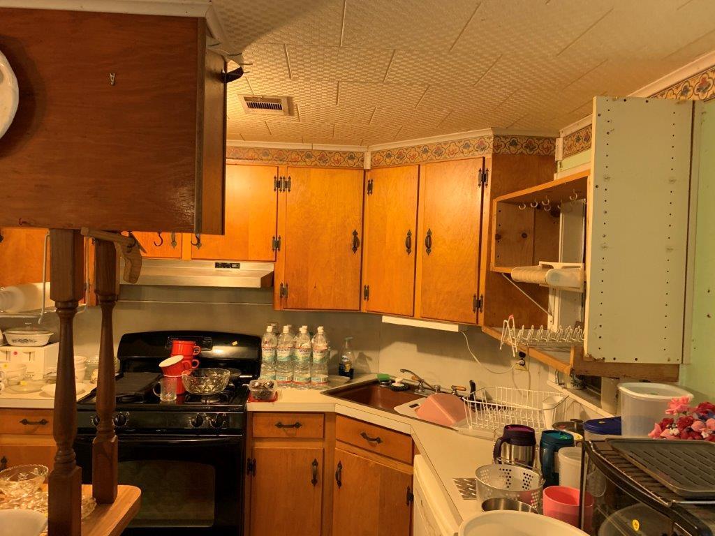 NO RECORDED SUBDIVISION - Residential