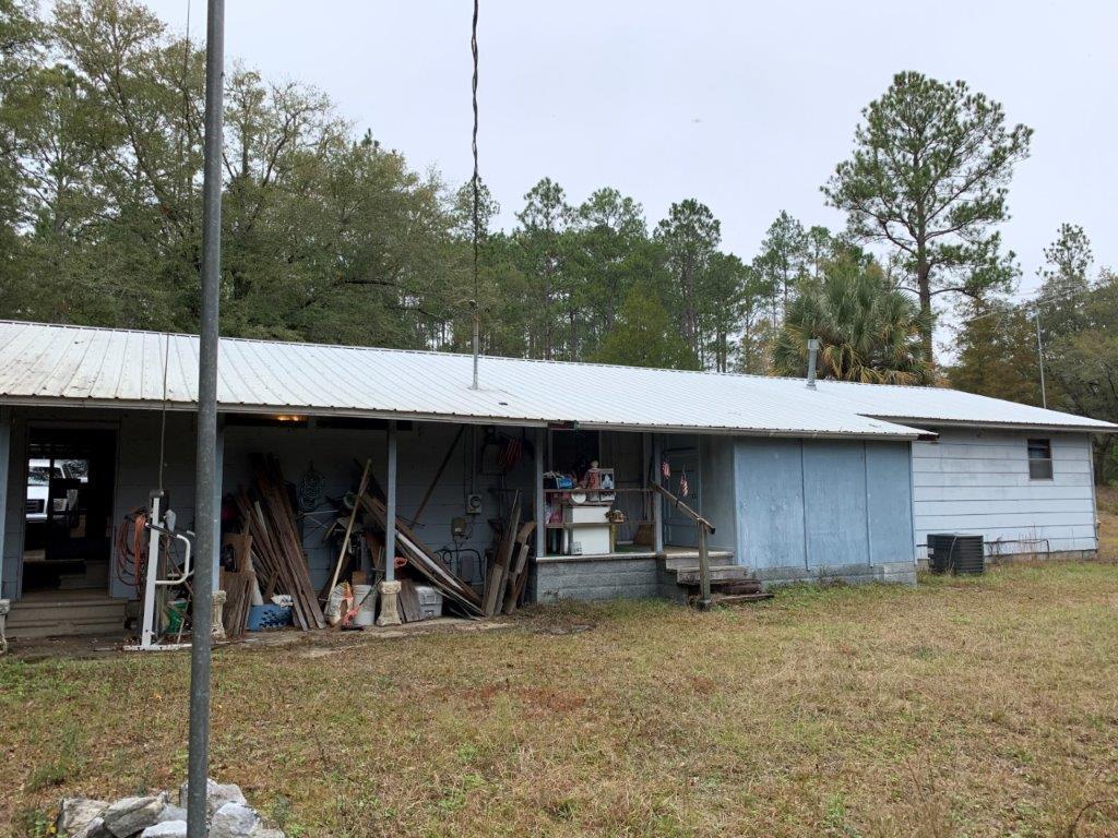 NO RECORDED SUBDIVISION - Residential