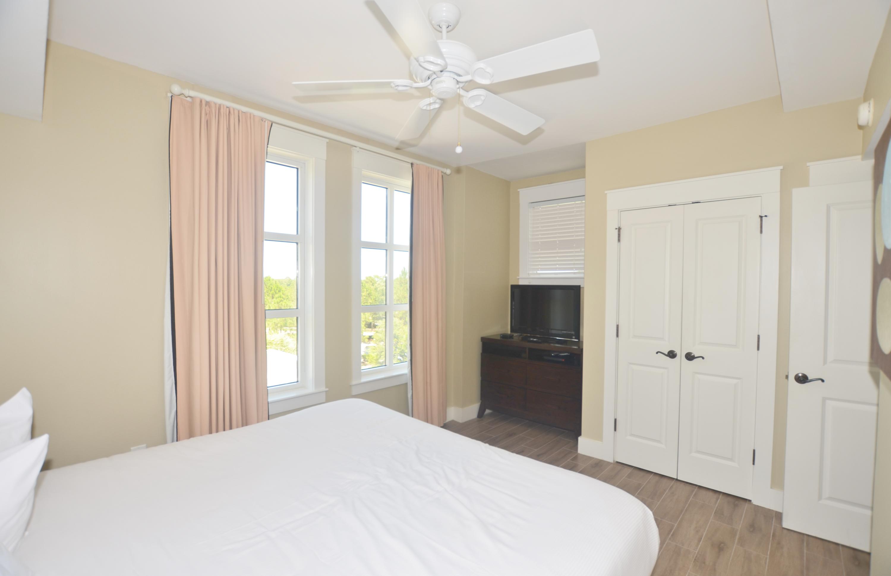 Baytowne Wharf - Residential Lease