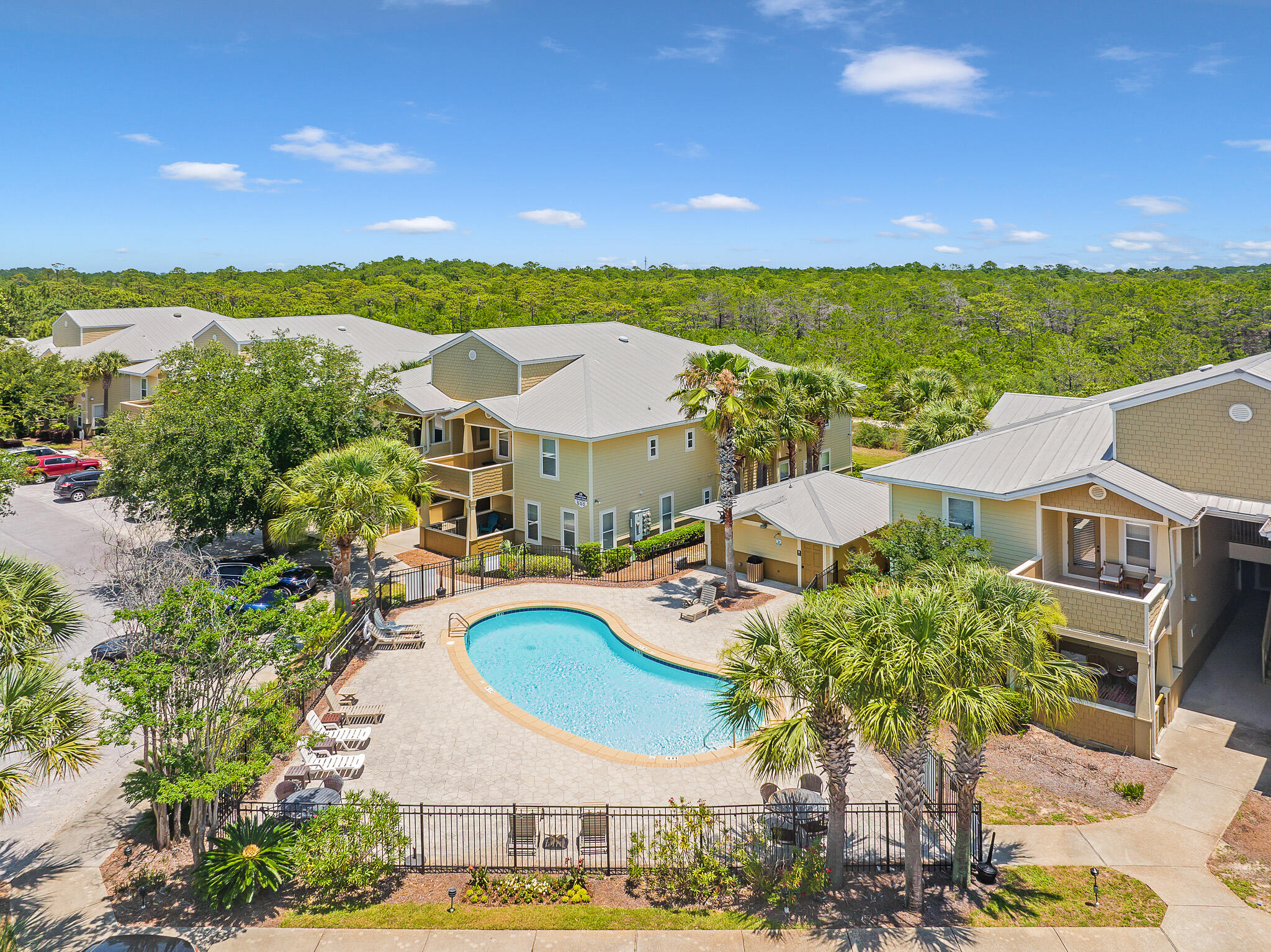 TOPSAIL VILLAGE - Residential