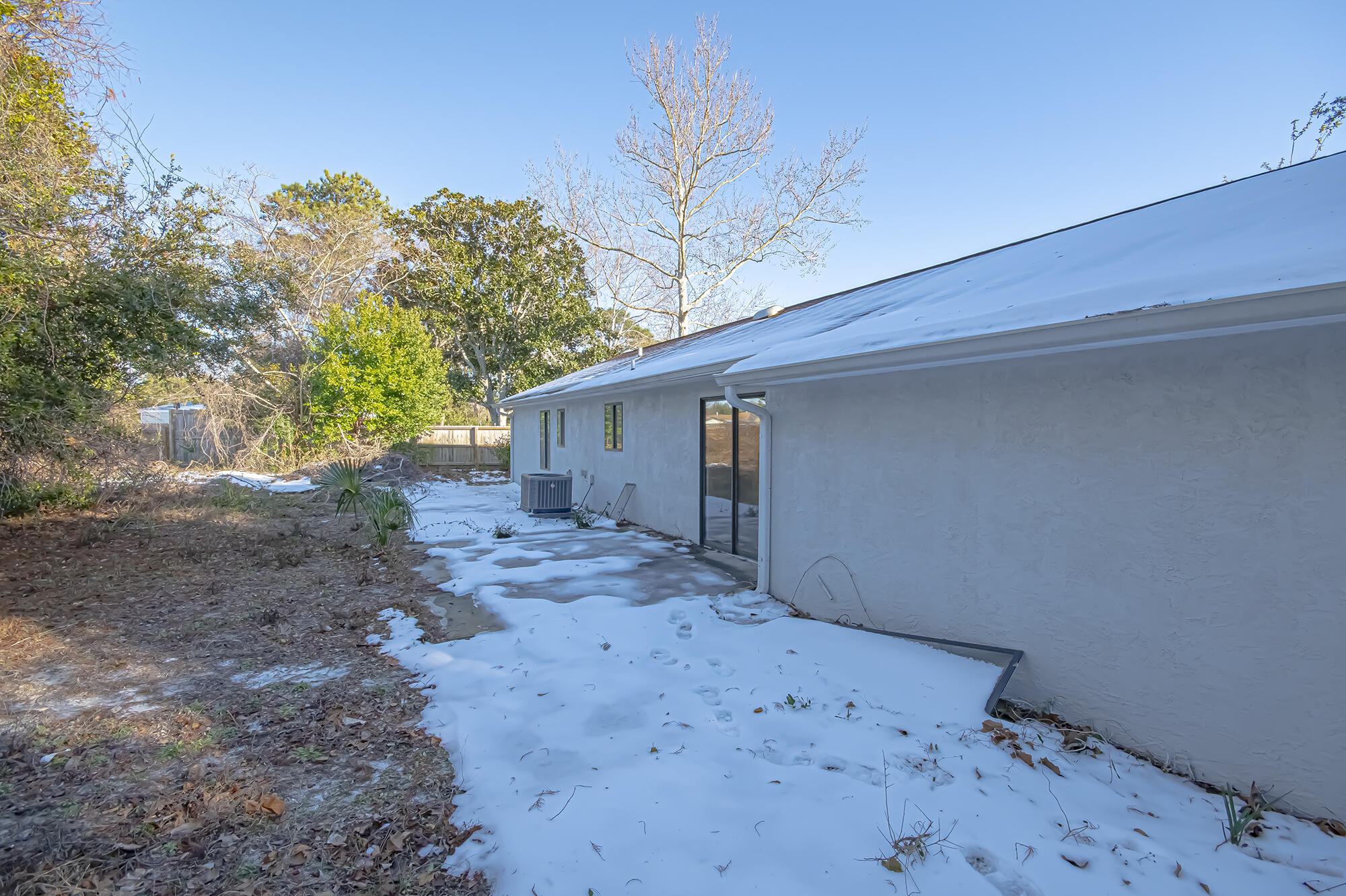 NORTH LAGOON OAKS 1ST ADDN - Residential