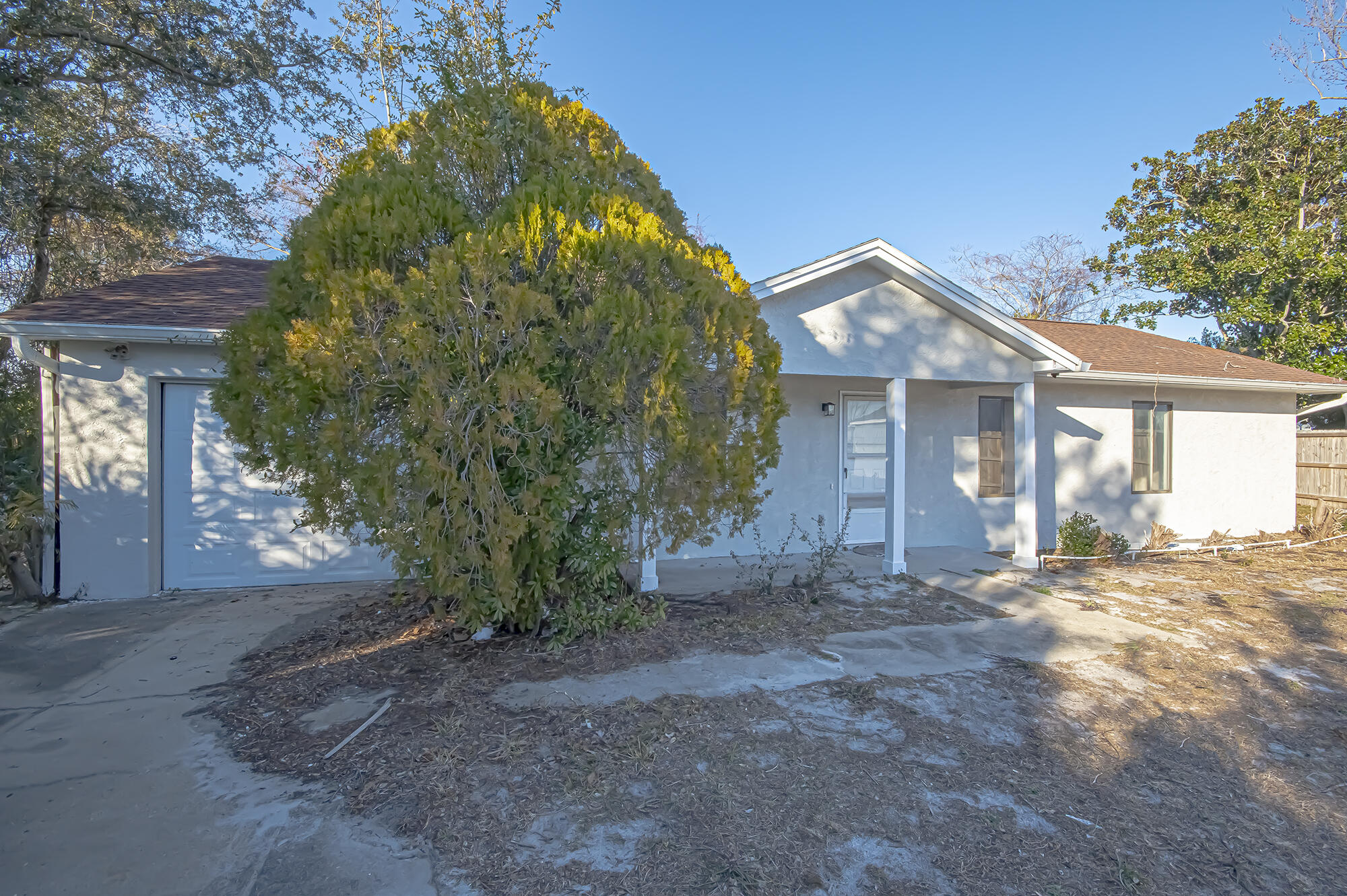 NORTH LAGOON OAKS 1ST ADDN - Residential