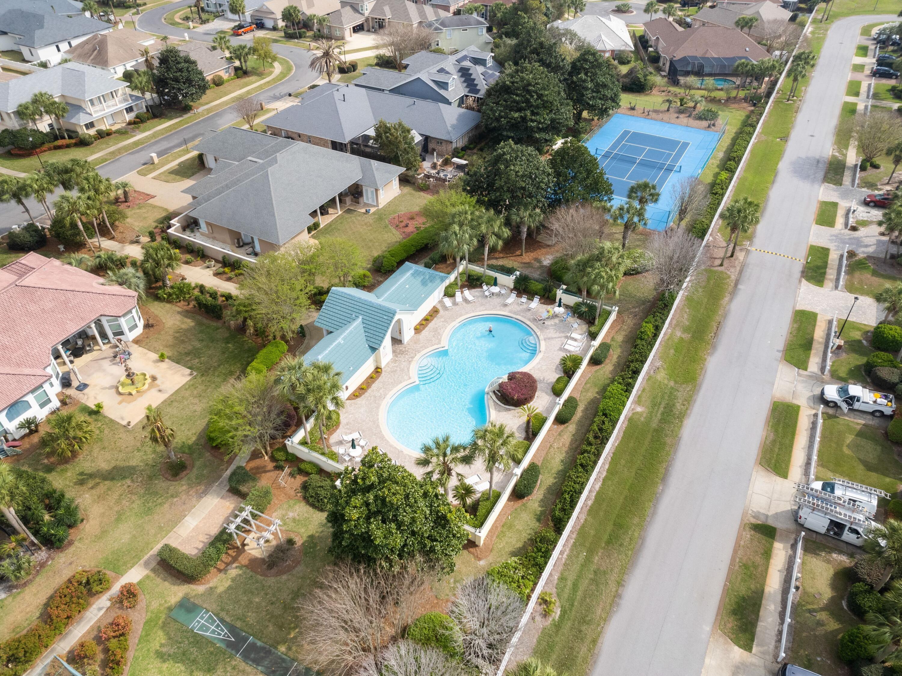 AVALON BEACH ESTATES - Residential