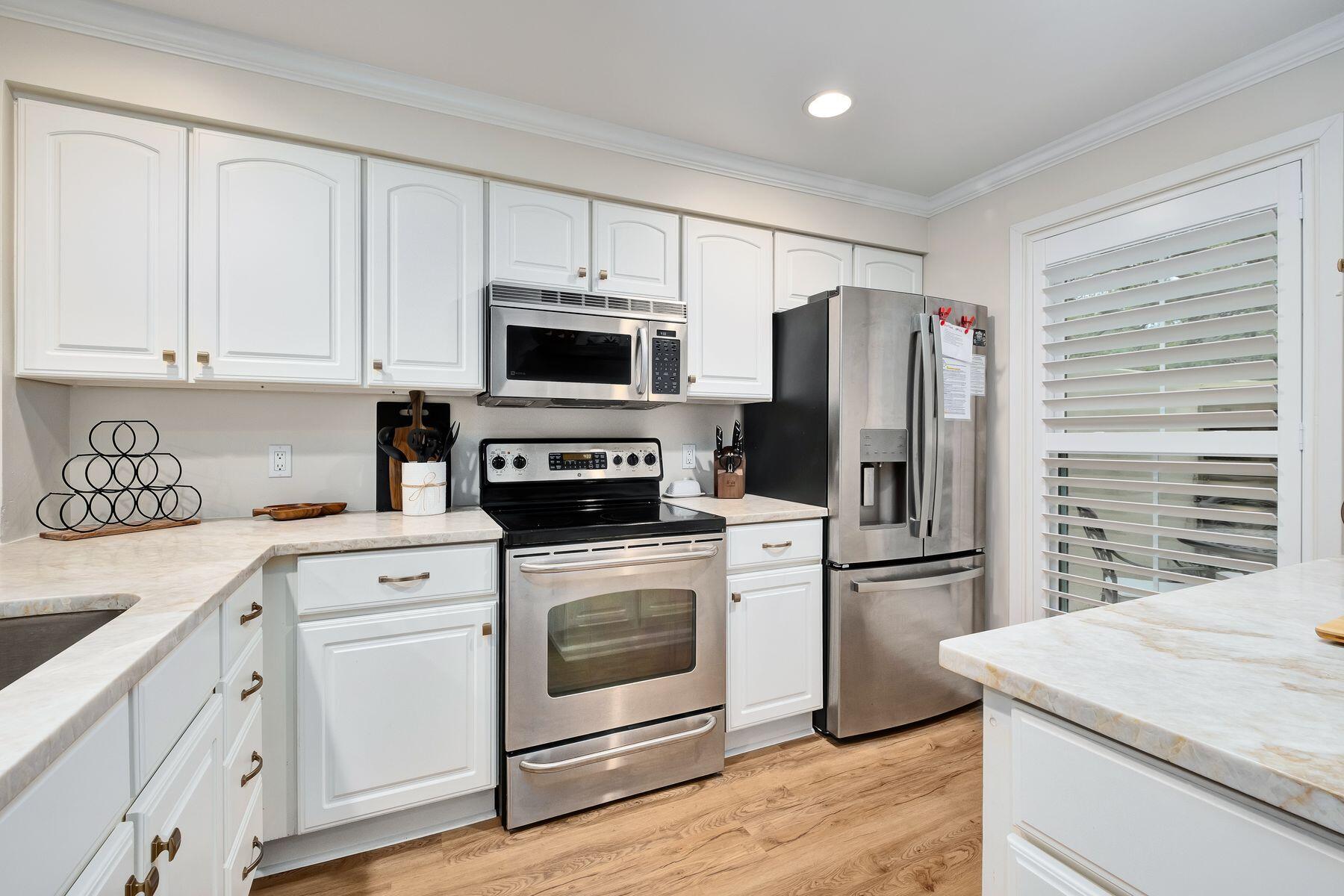 BEACHWALK VILLAS PH 03 - Residential