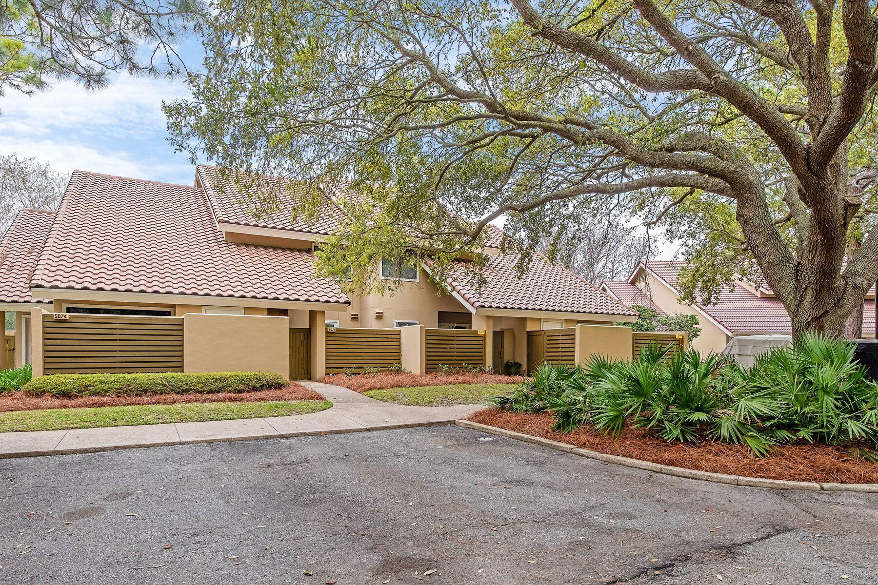 BEACHWALK VILLAS PH 03 - Residential