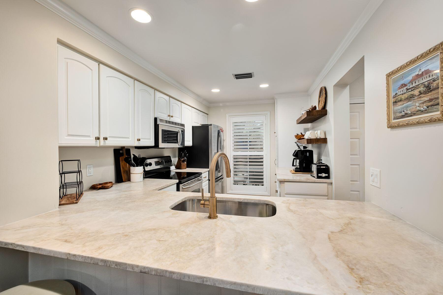 BEACHWALK VILLAS PH 03 - Residential