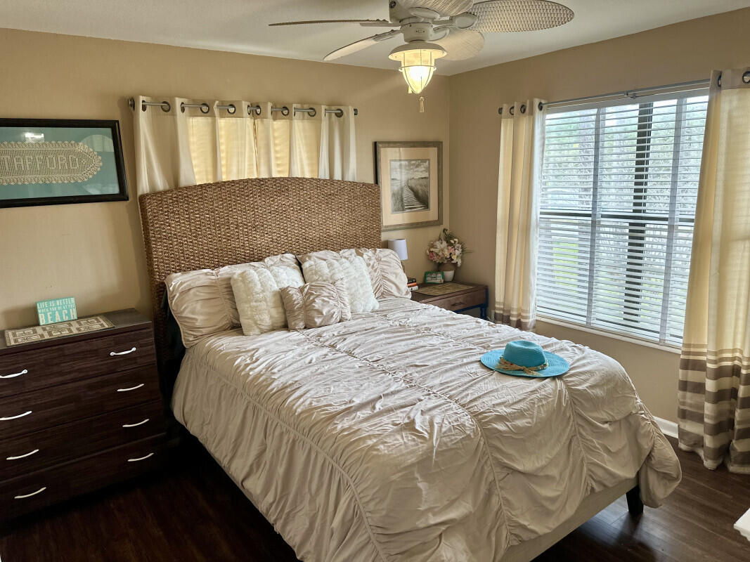 PARISH POINT - Residential