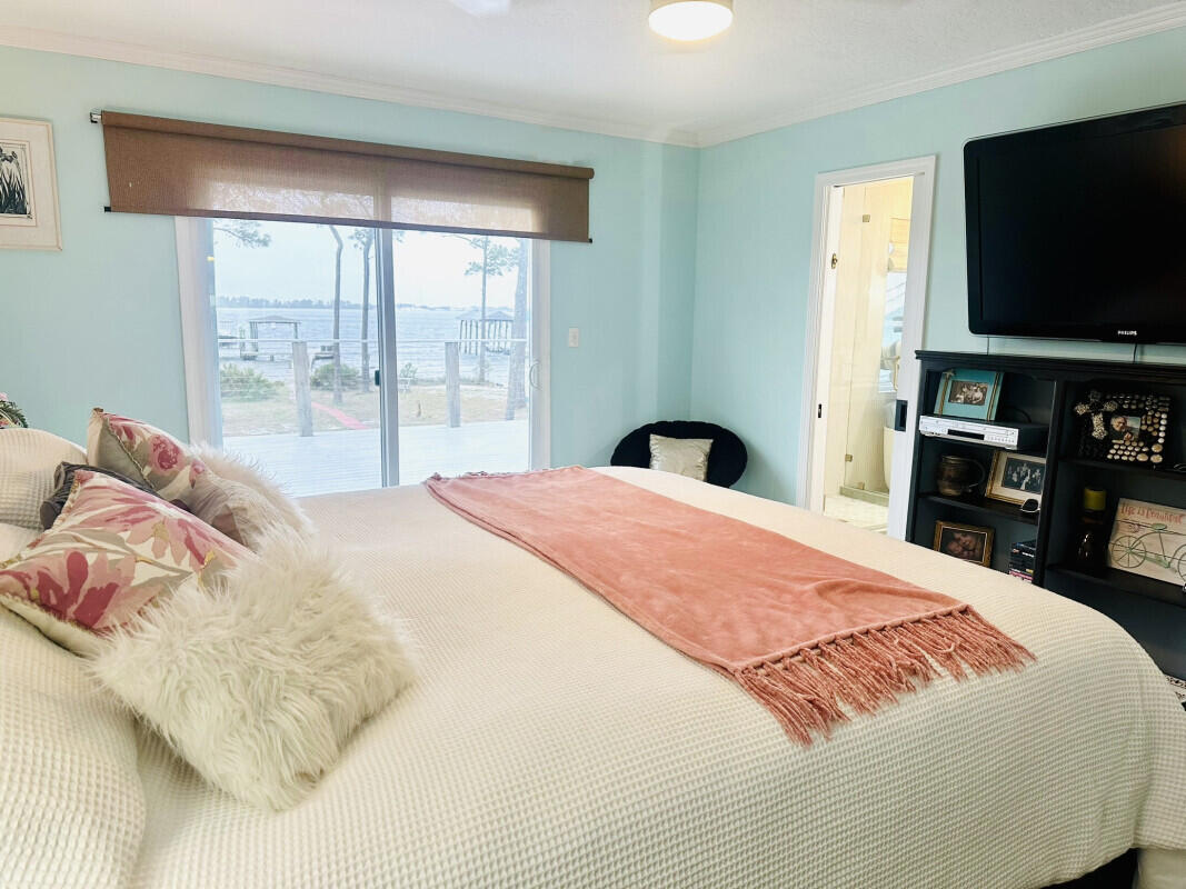 PARISH POINT - Residential