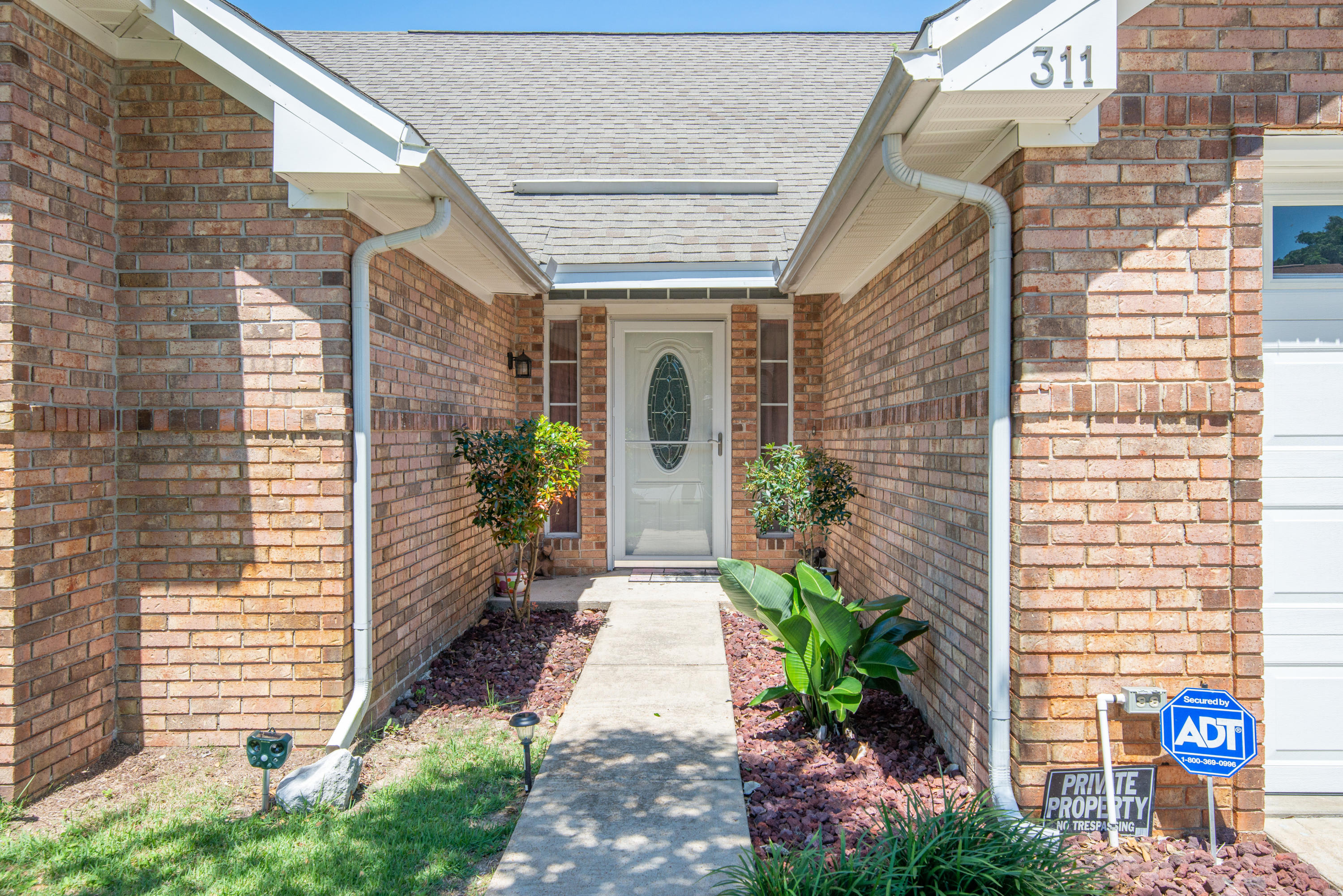 PETITE CHATEAU - Residential