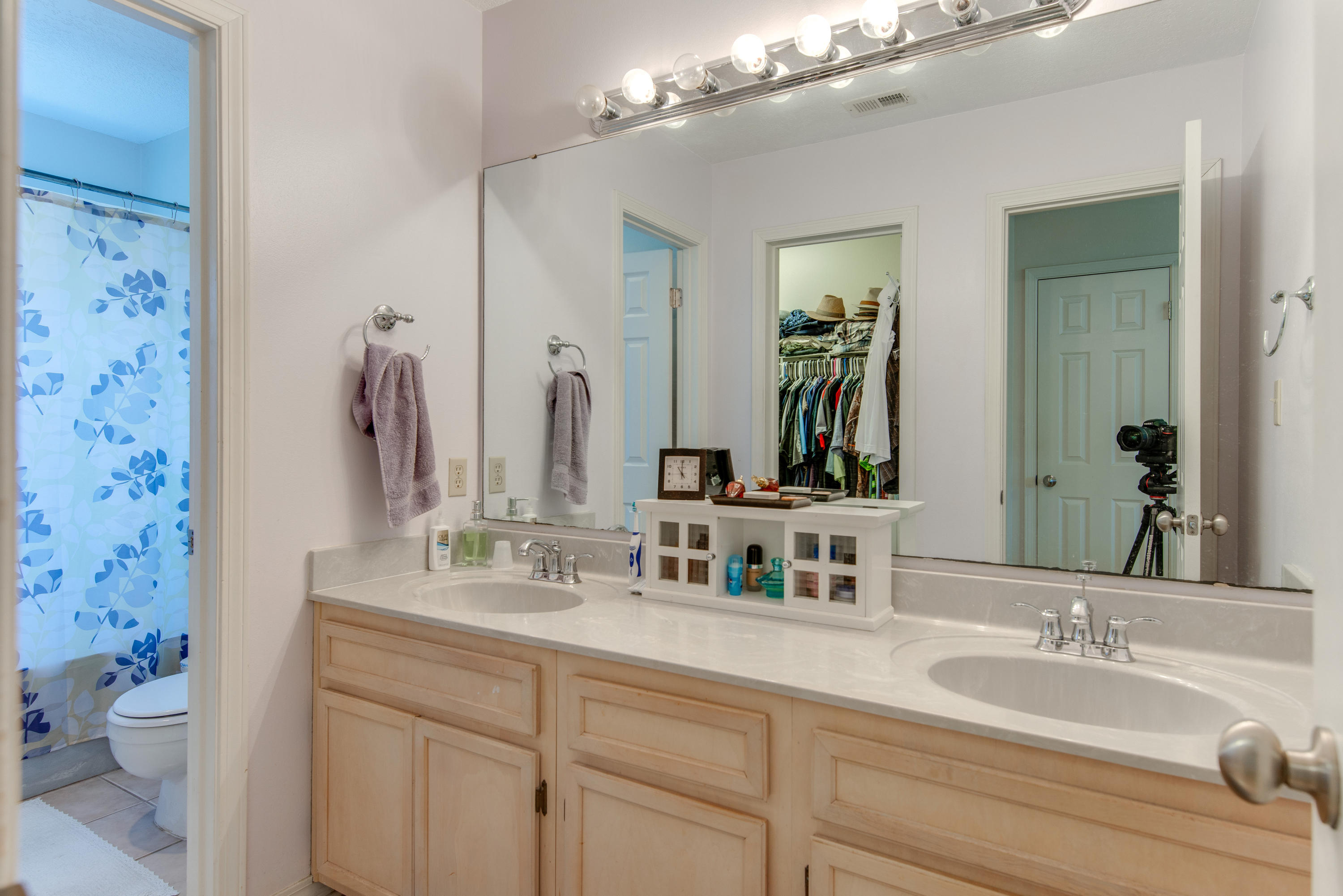 PETITE CHATEAU - Residential