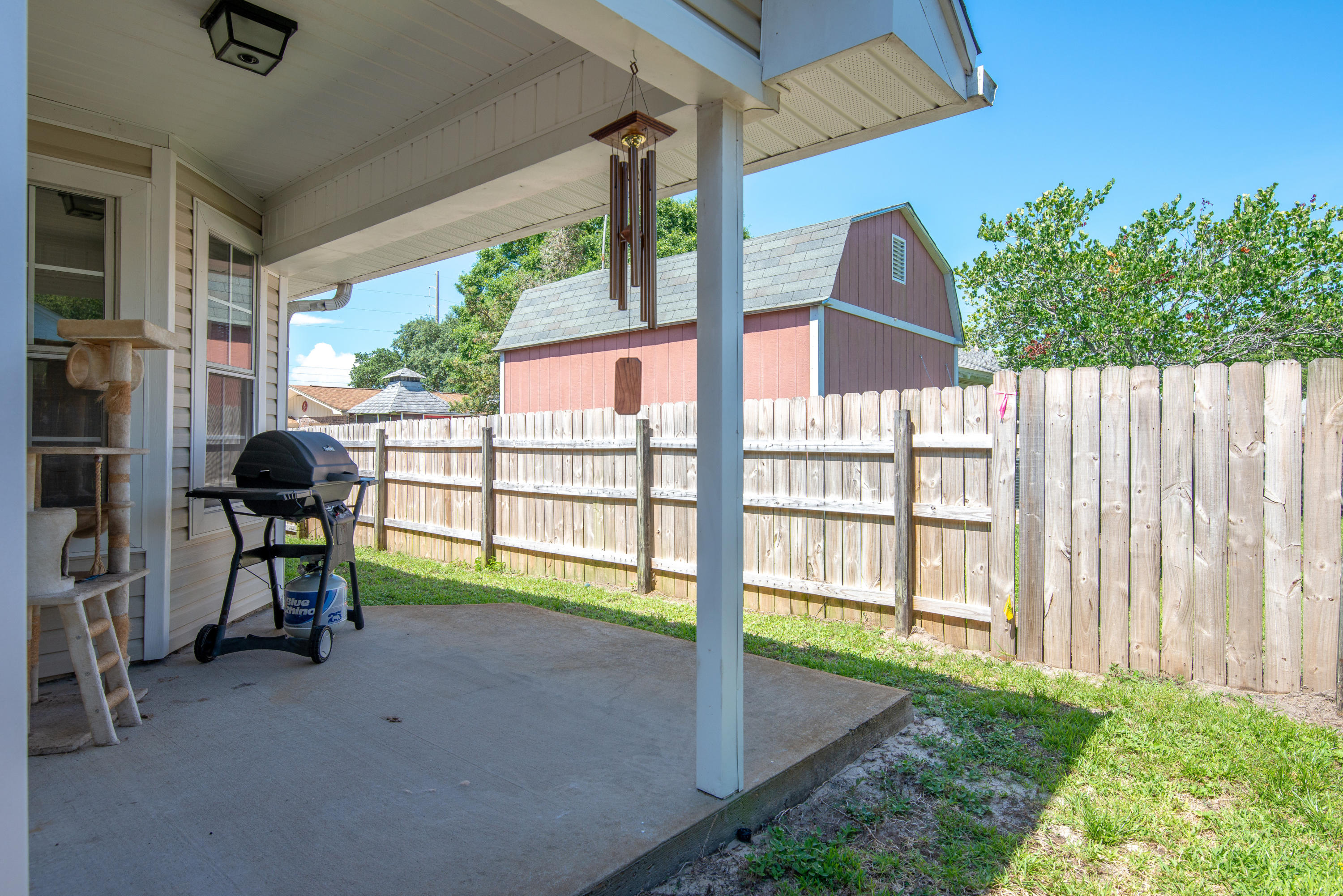PETITE CHATEAU - Residential