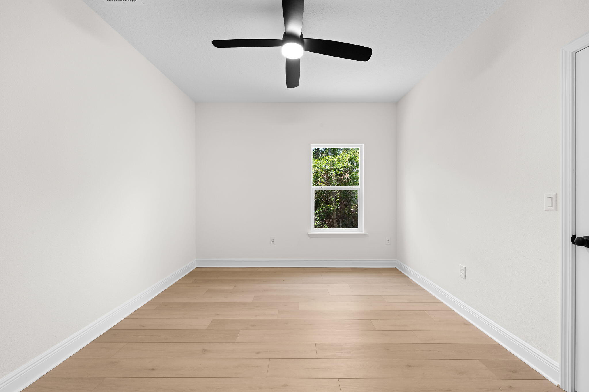 NAVARRE S/D 2ND ADDN - Residential
