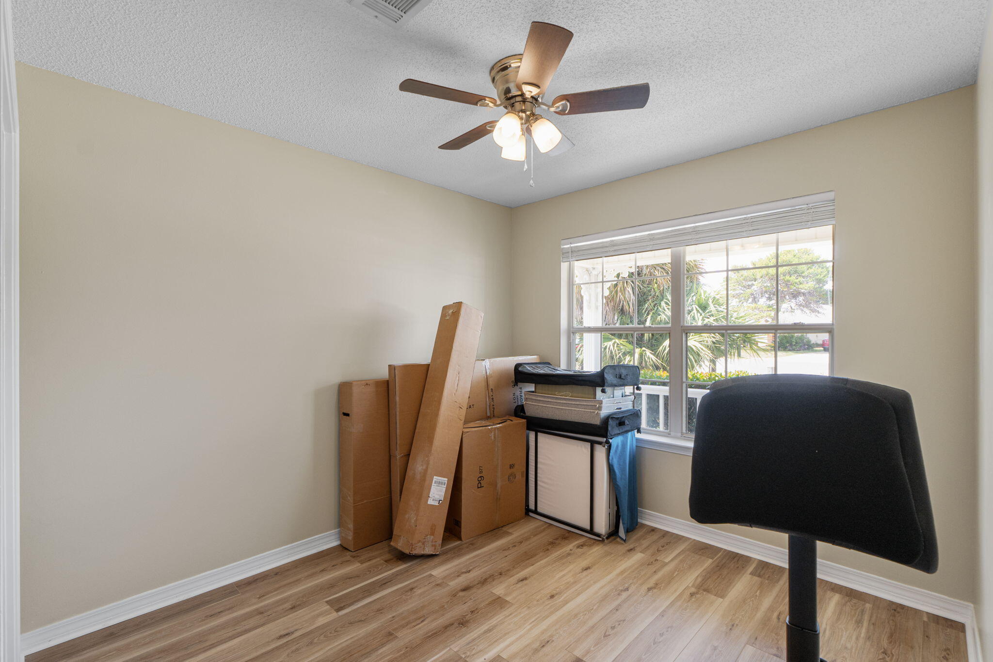 LIGHTHOUSE POINTE - Residential