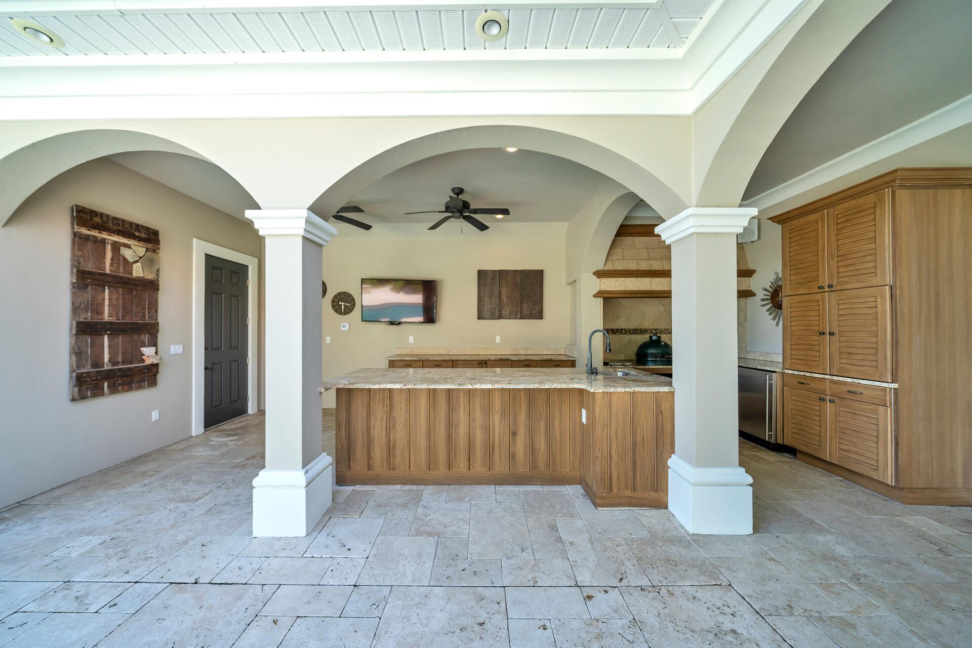 ISLAND GREEN - Residential
