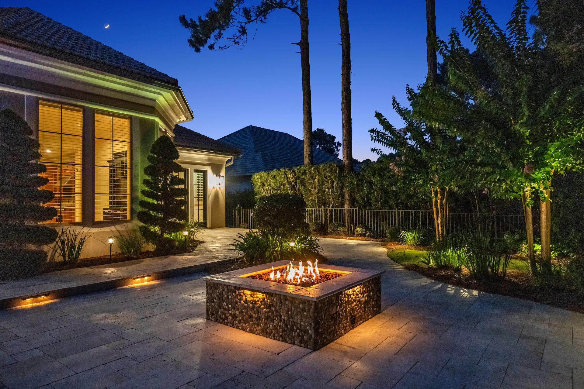 ISLAND GREEN - Residential