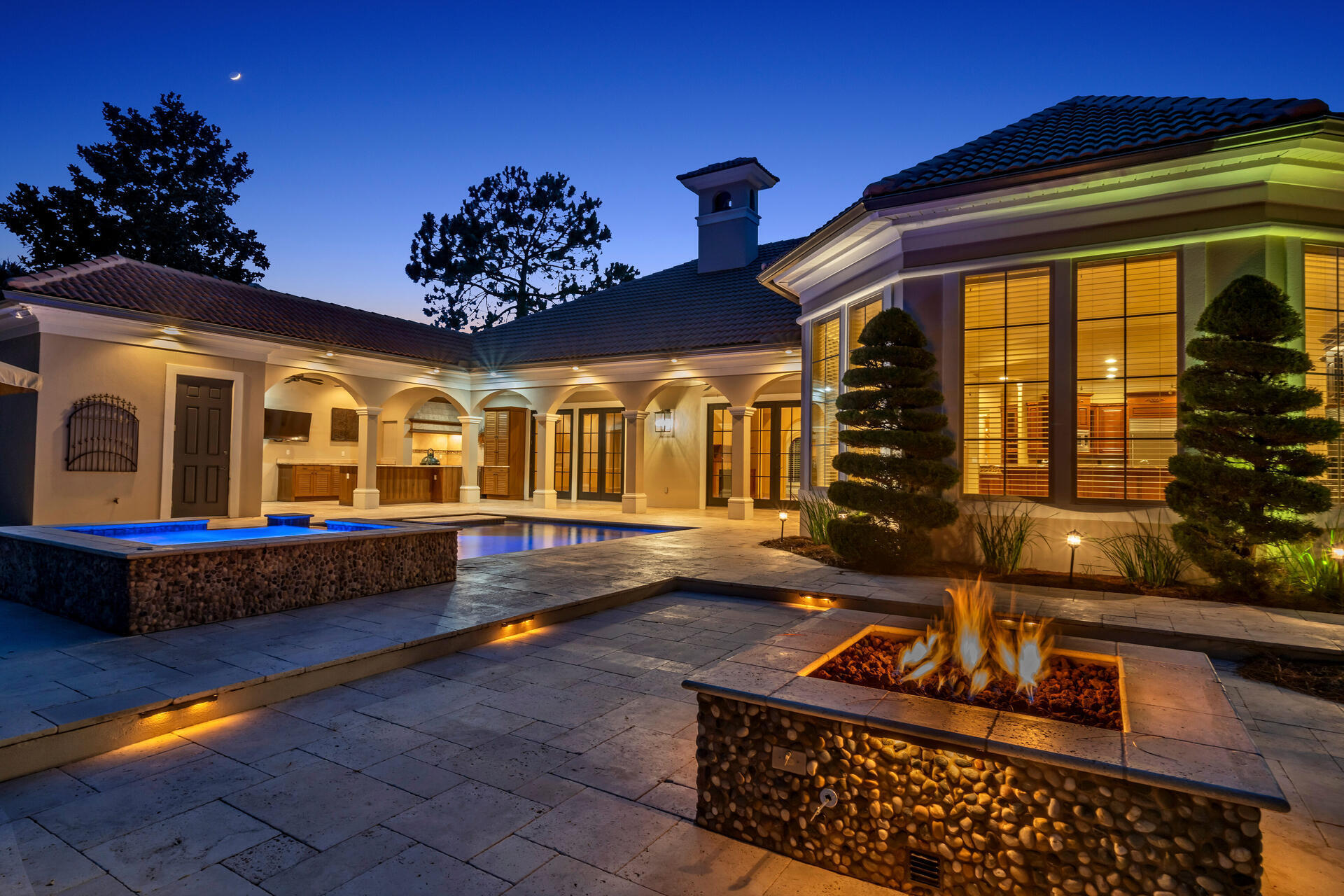 ISLAND GREEN - Residential