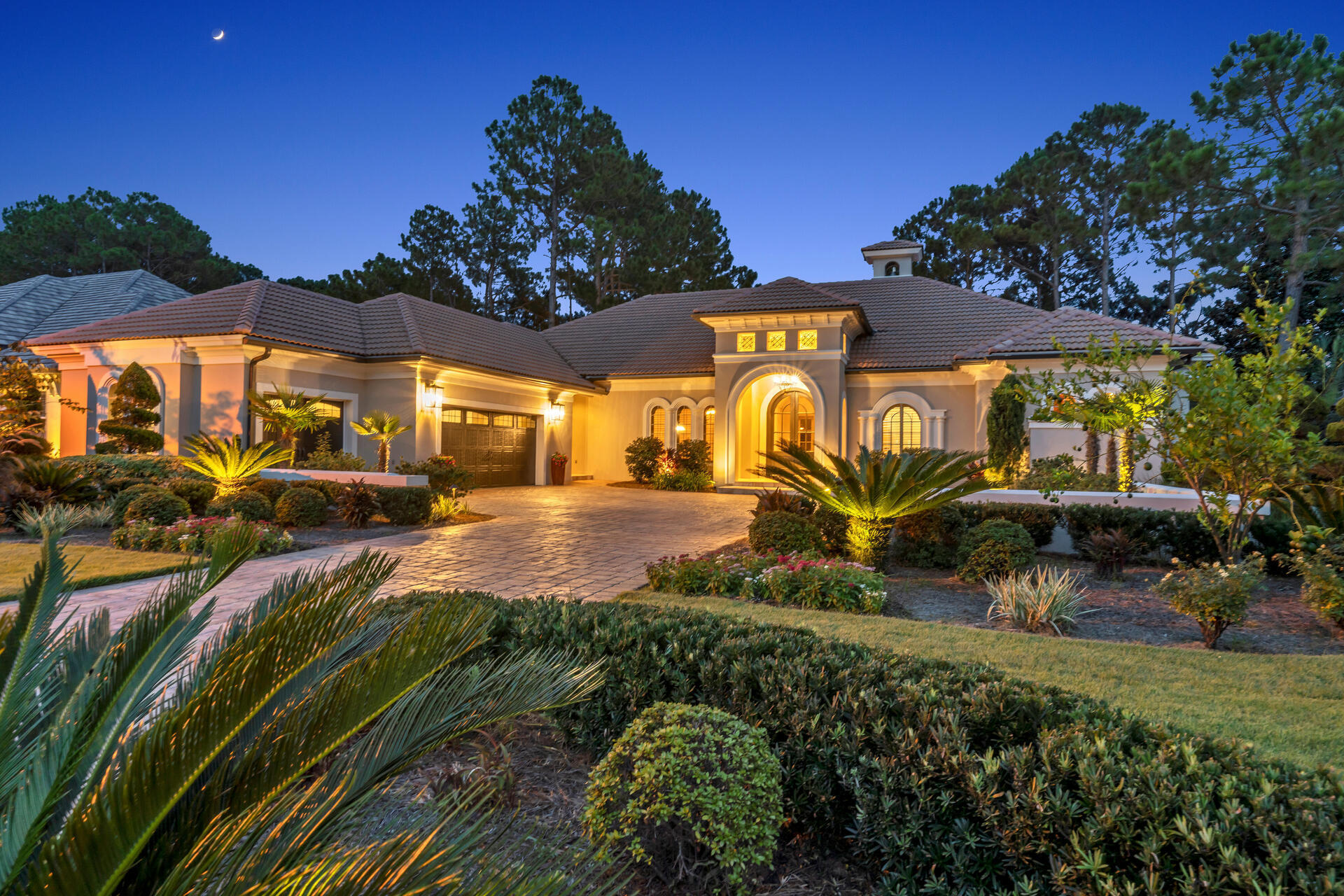ISLAND GREEN - Residential