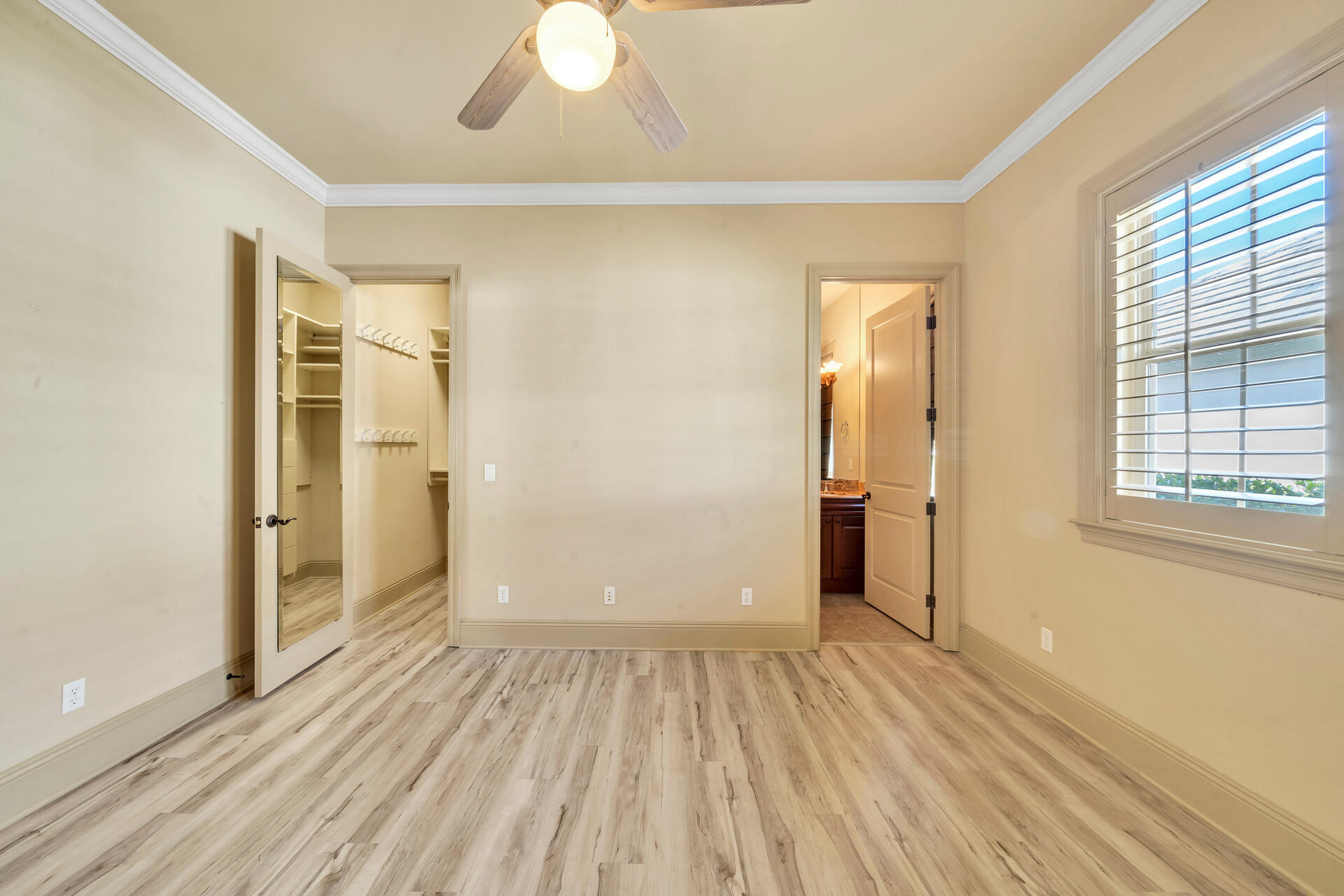 ISLAND GREEN - Residential
