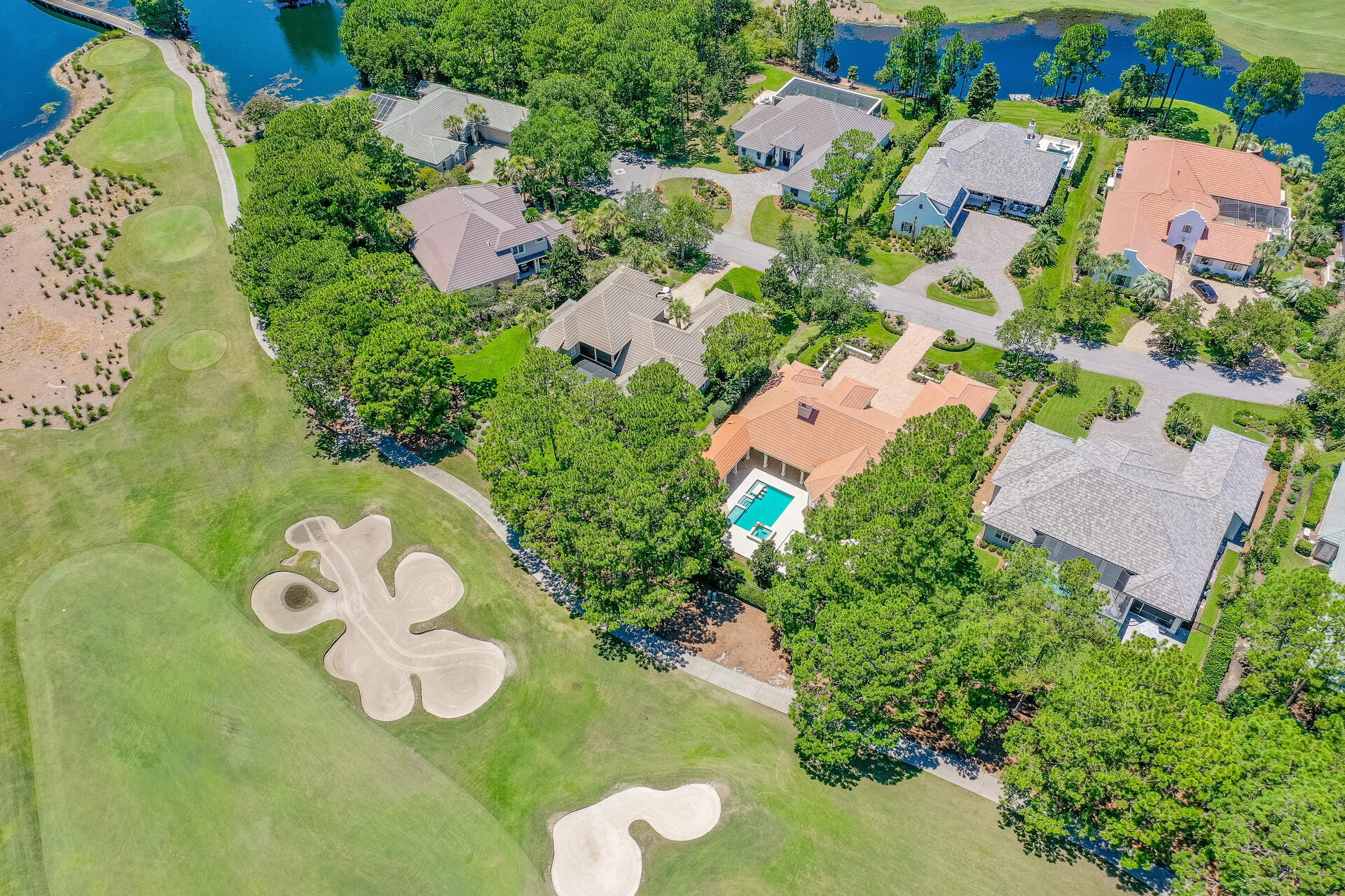 ISLAND GREEN - Residential