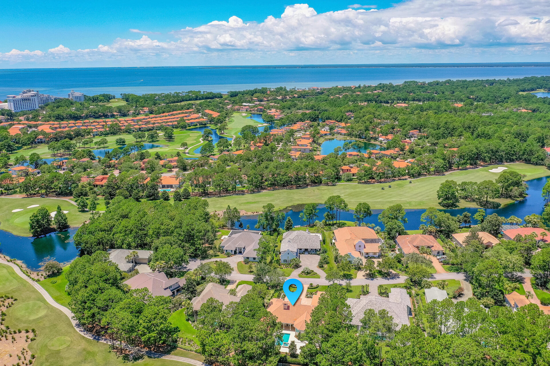 ISLAND GREEN - Residential