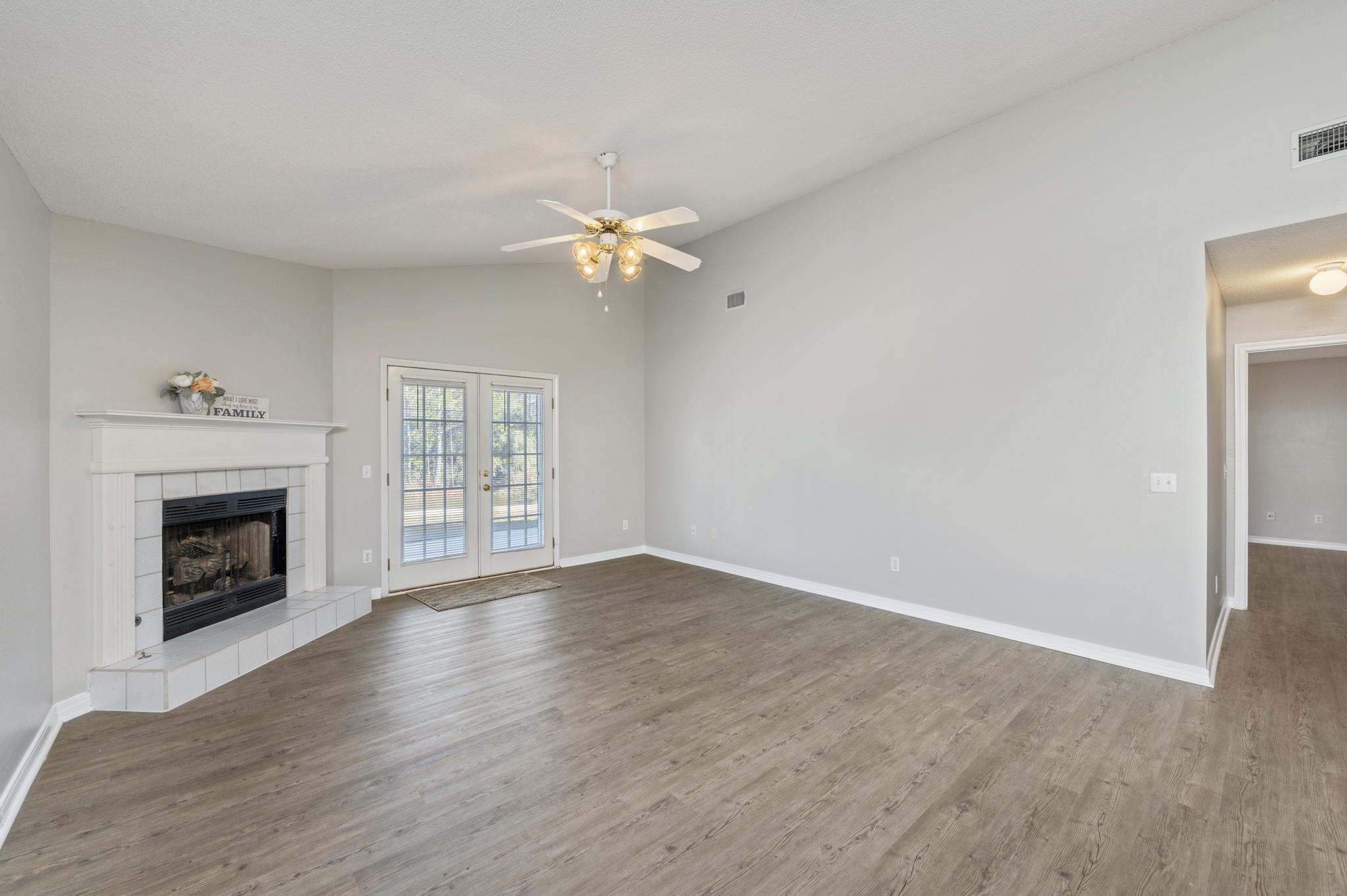 PARKER'S LANDING - Residential