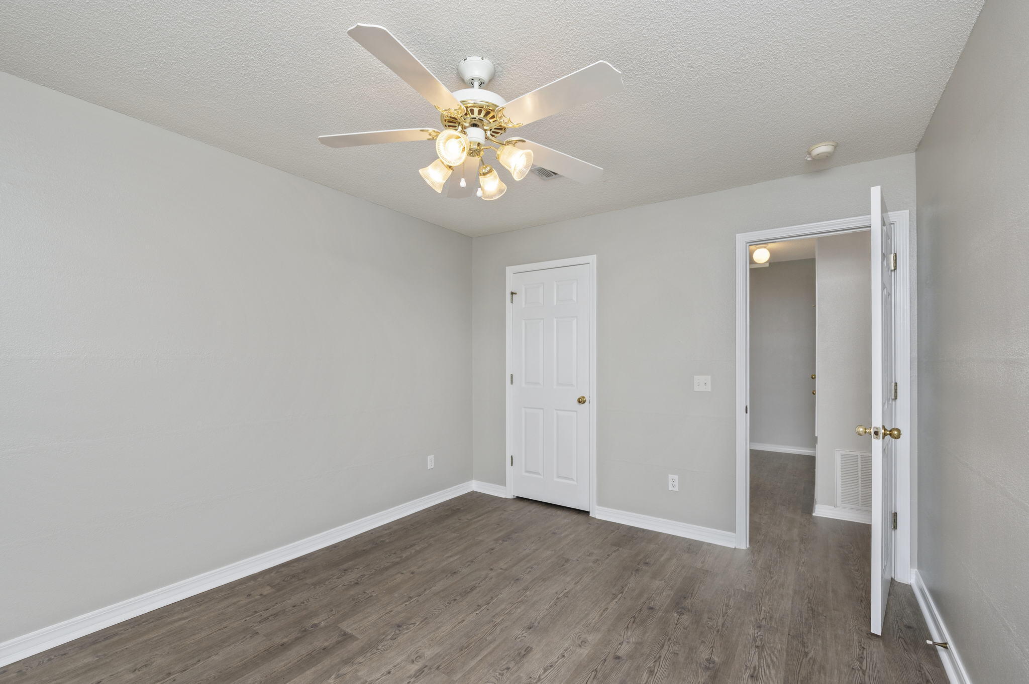 PARKER'S LANDING - Residential