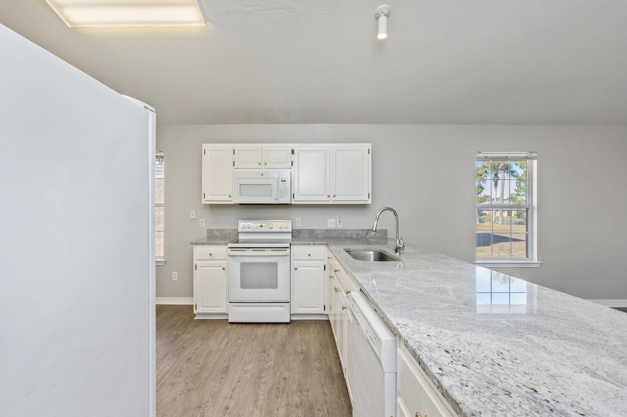 PARKER'S LANDING - Residential