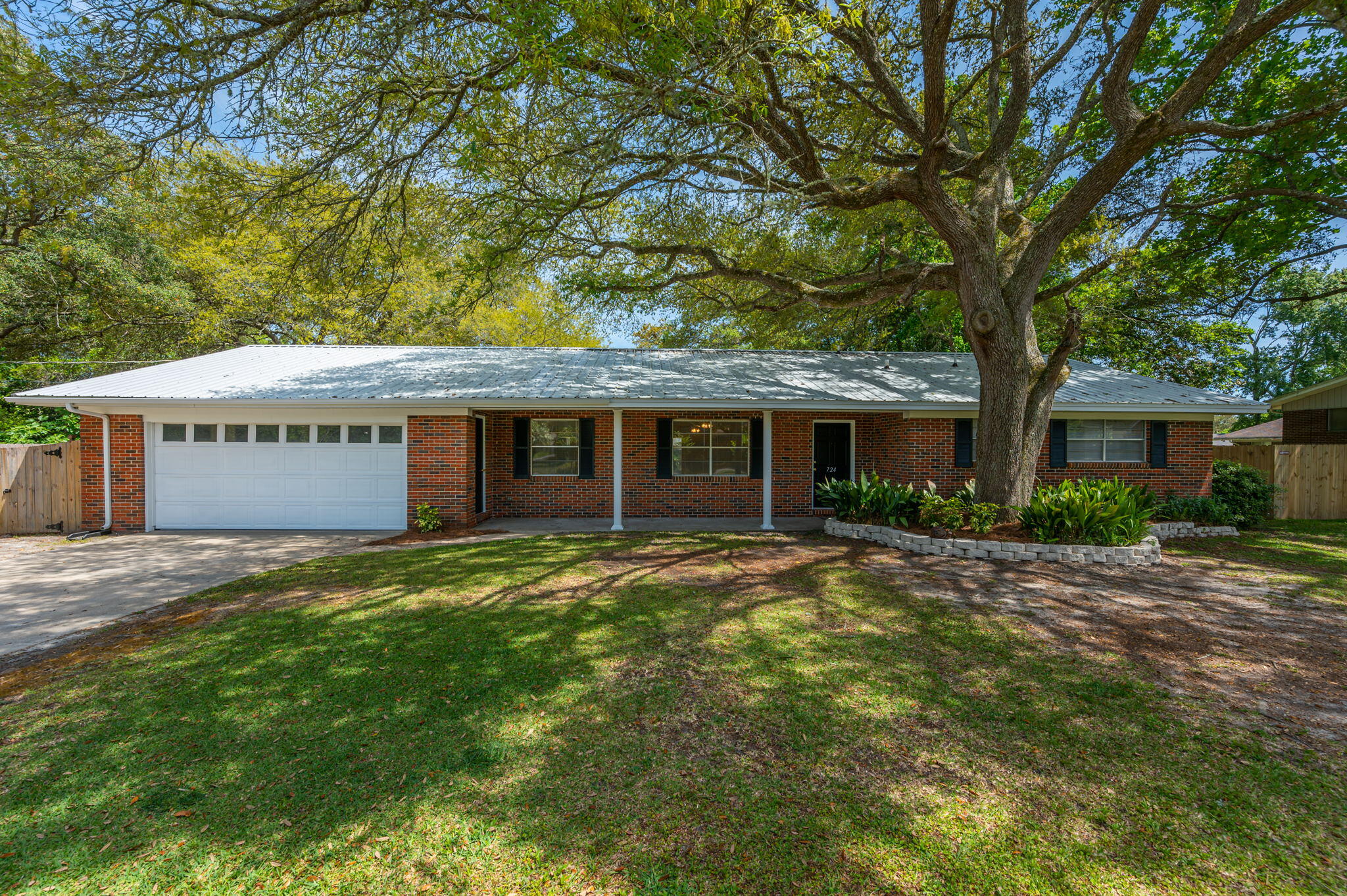 GARNIERS HEIGHTS 1ST ADDN - Residential