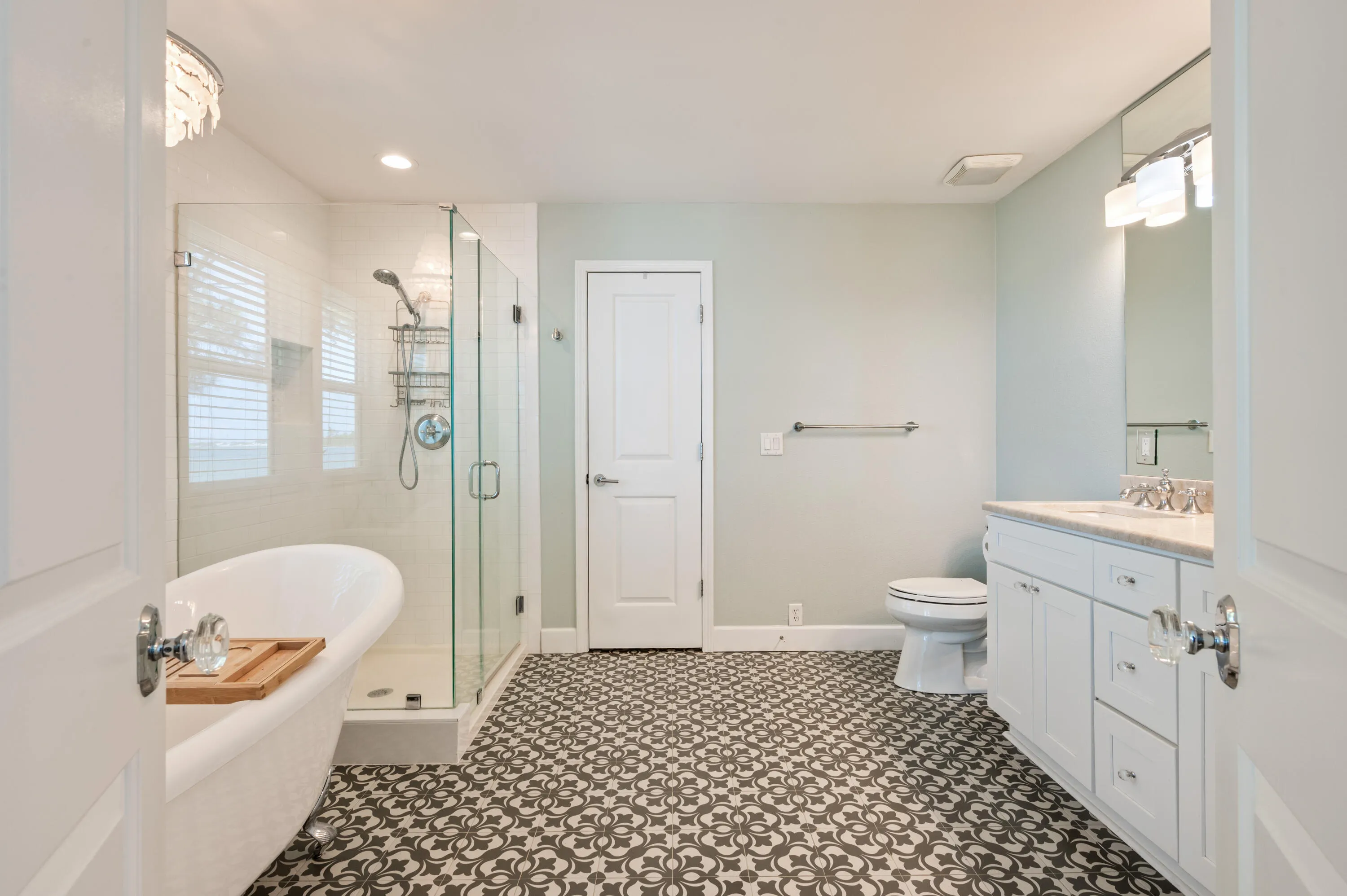 Mary Esther, Florida 32569, United States, 4 Bedrooms Bedrooms, ,4 BathroomsBathrooms,Residential,Active,138467