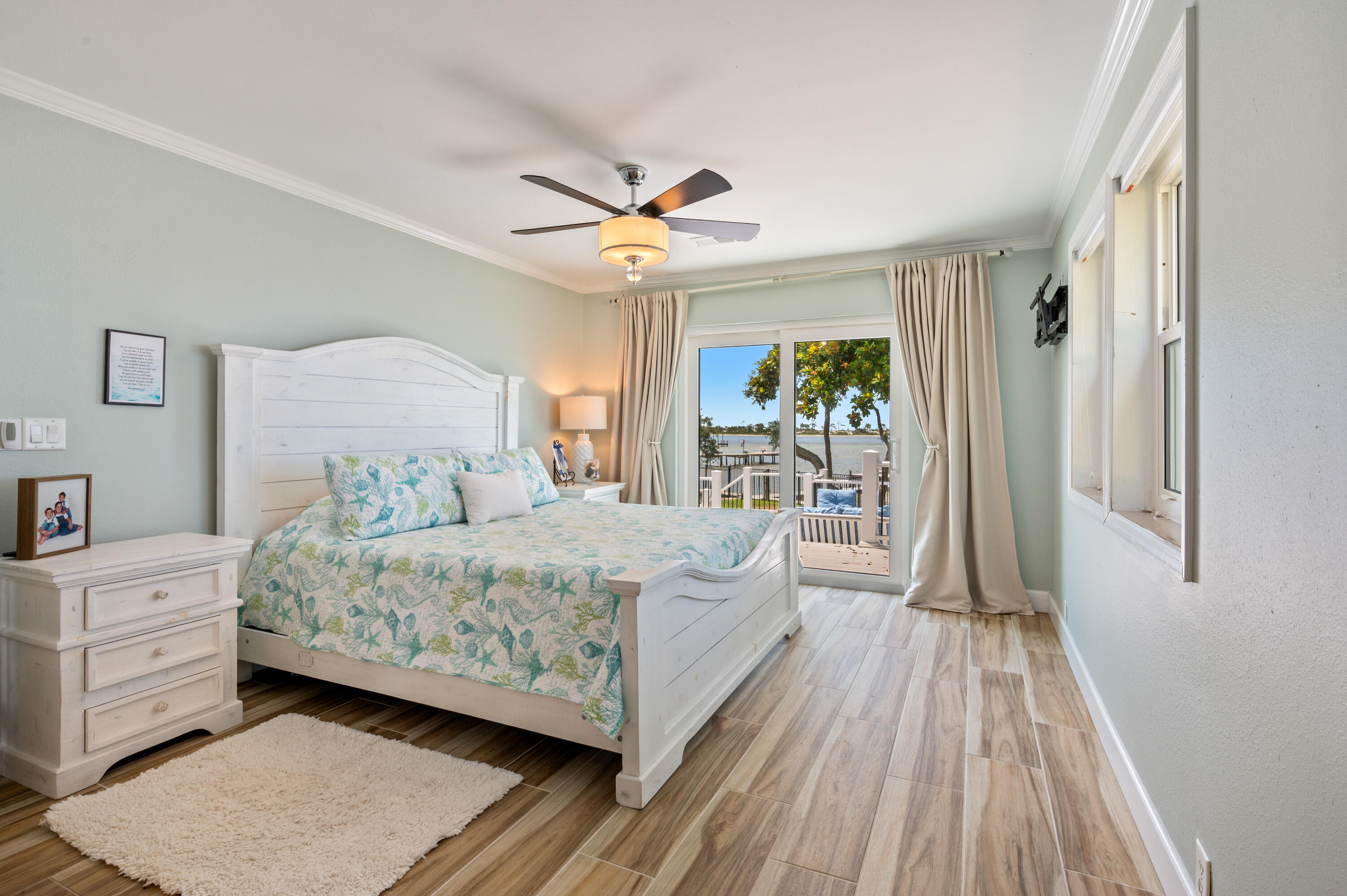 PARISH POINT - Residential