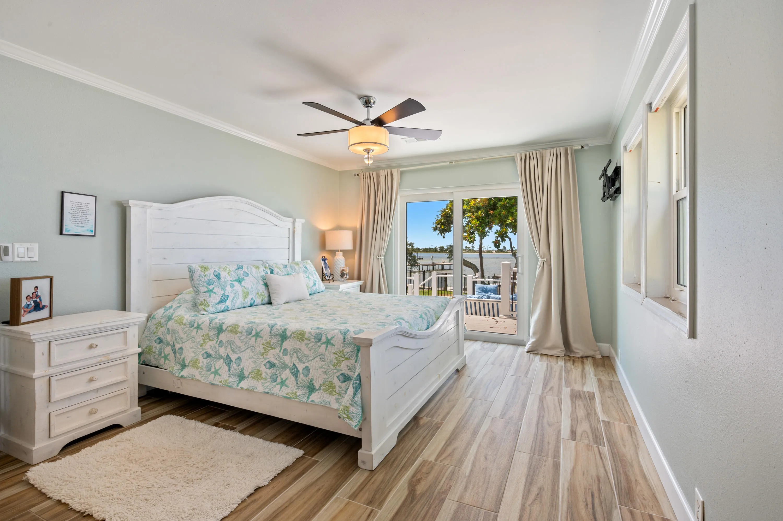 Mary Esther, Florida 32569, United States, 4 Bedrooms Bedrooms, ,4 BathroomsBathrooms,Residential,Active,138467