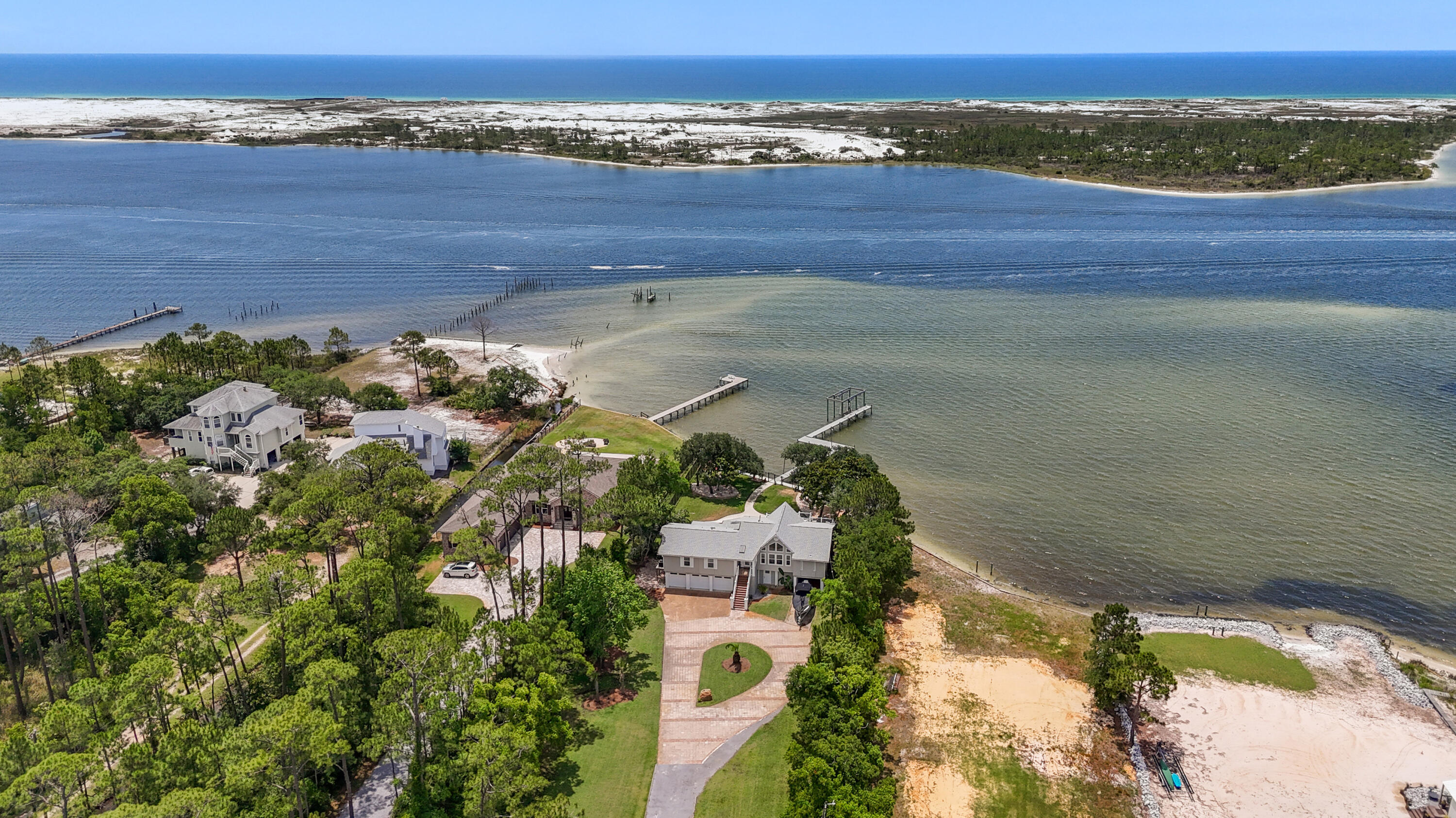 PARISH POINT - Residential
