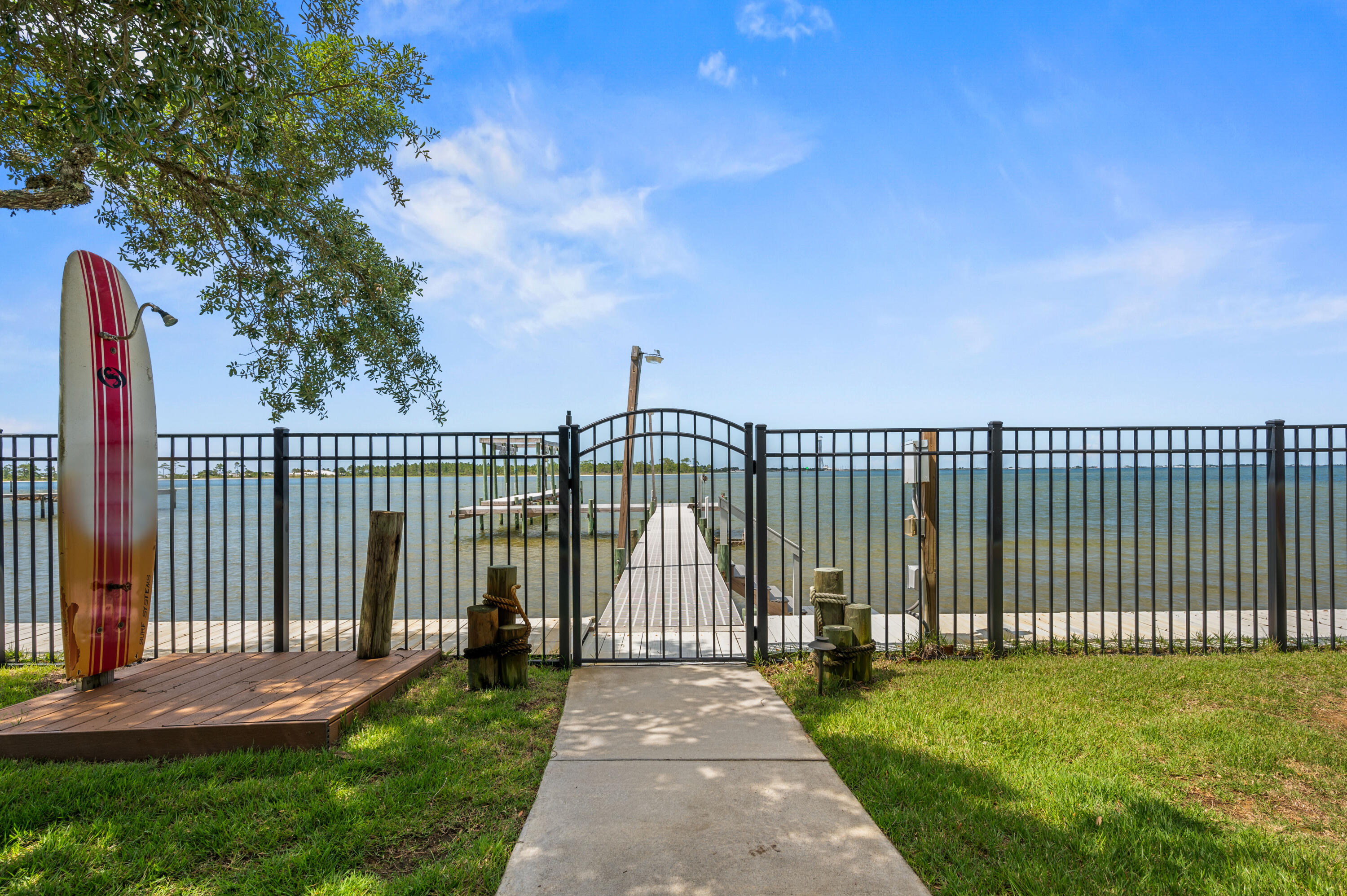 PARISH POINT - Residential