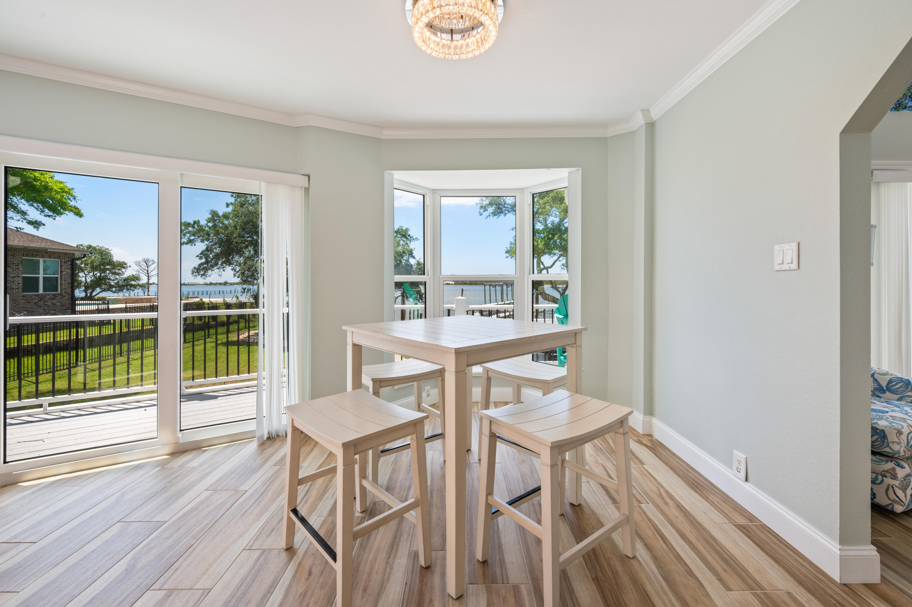 PARISH POINT - Residential
