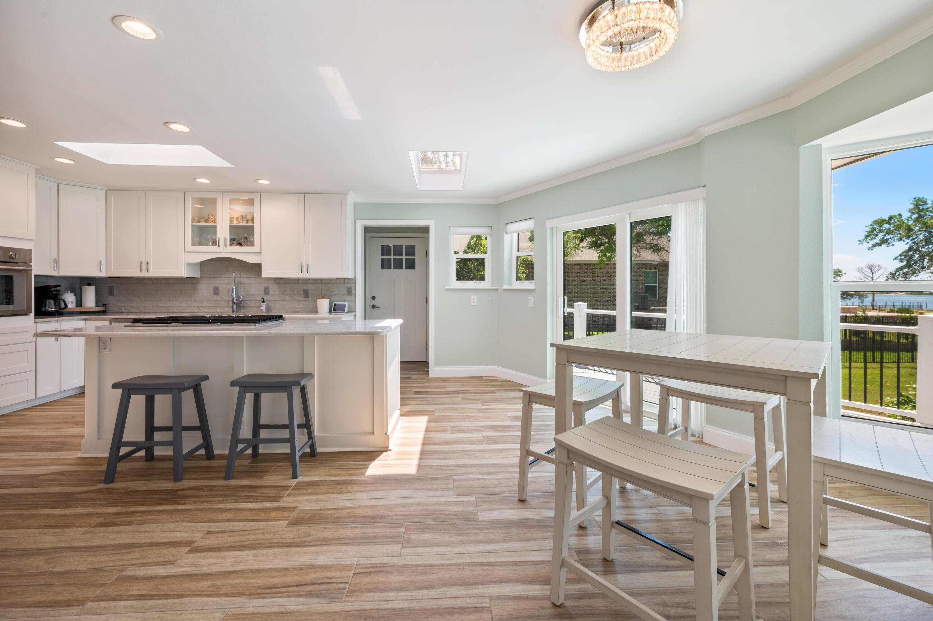 PARISH POINT - Residential