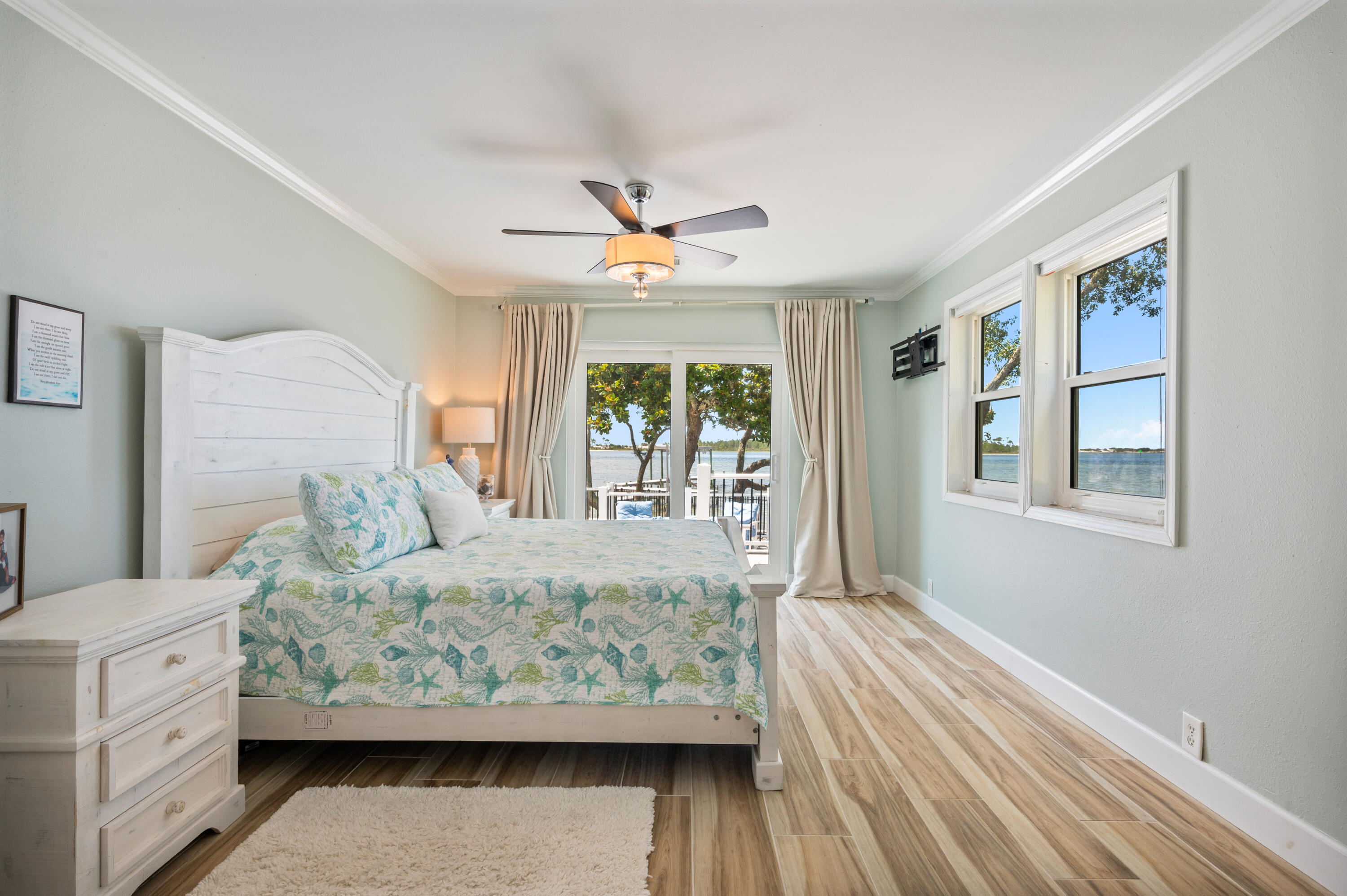 PARISH POINT - Residential