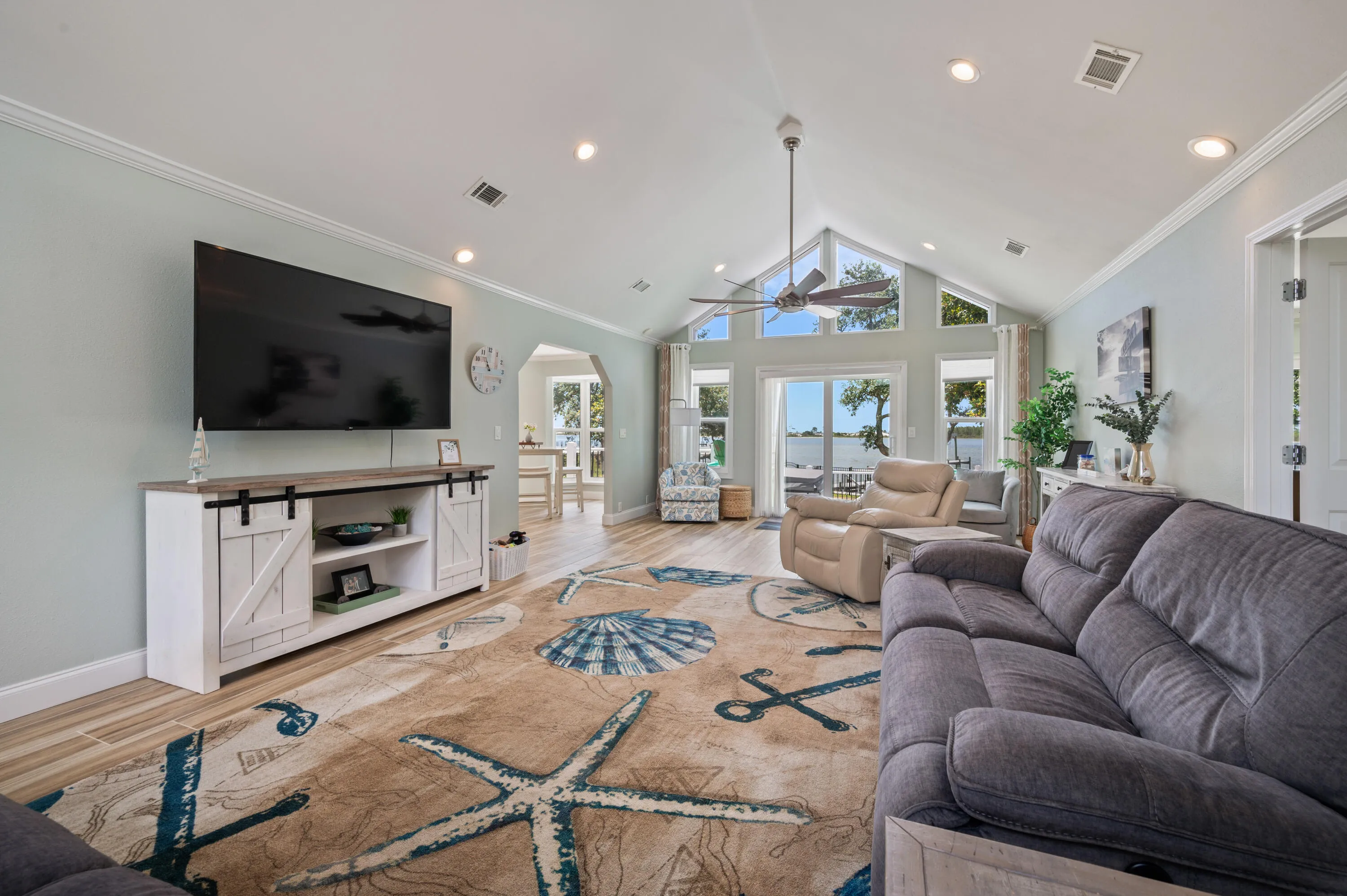 Mary Esther, Florida 32569, United States, 4 Bedrooms Bedrooms, ,4 BathroomsBathrooms,Residential,Active,138467