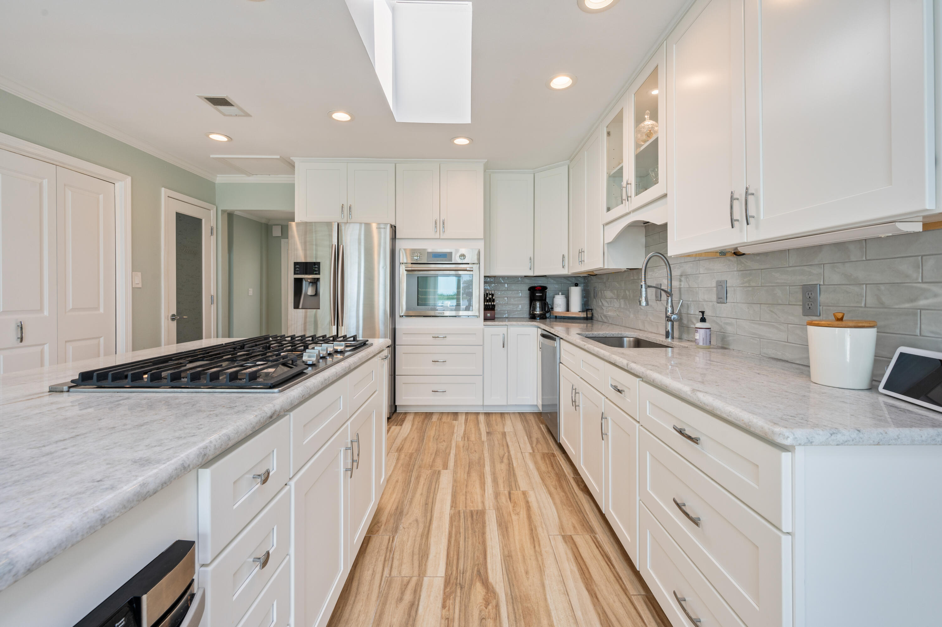 PARISH POINT - Residential