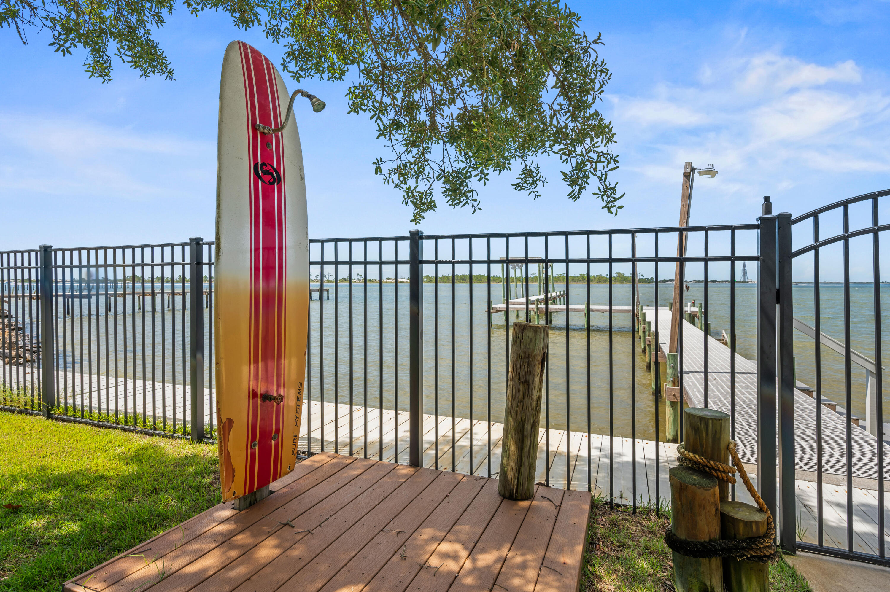 PARISH POINT - Residential