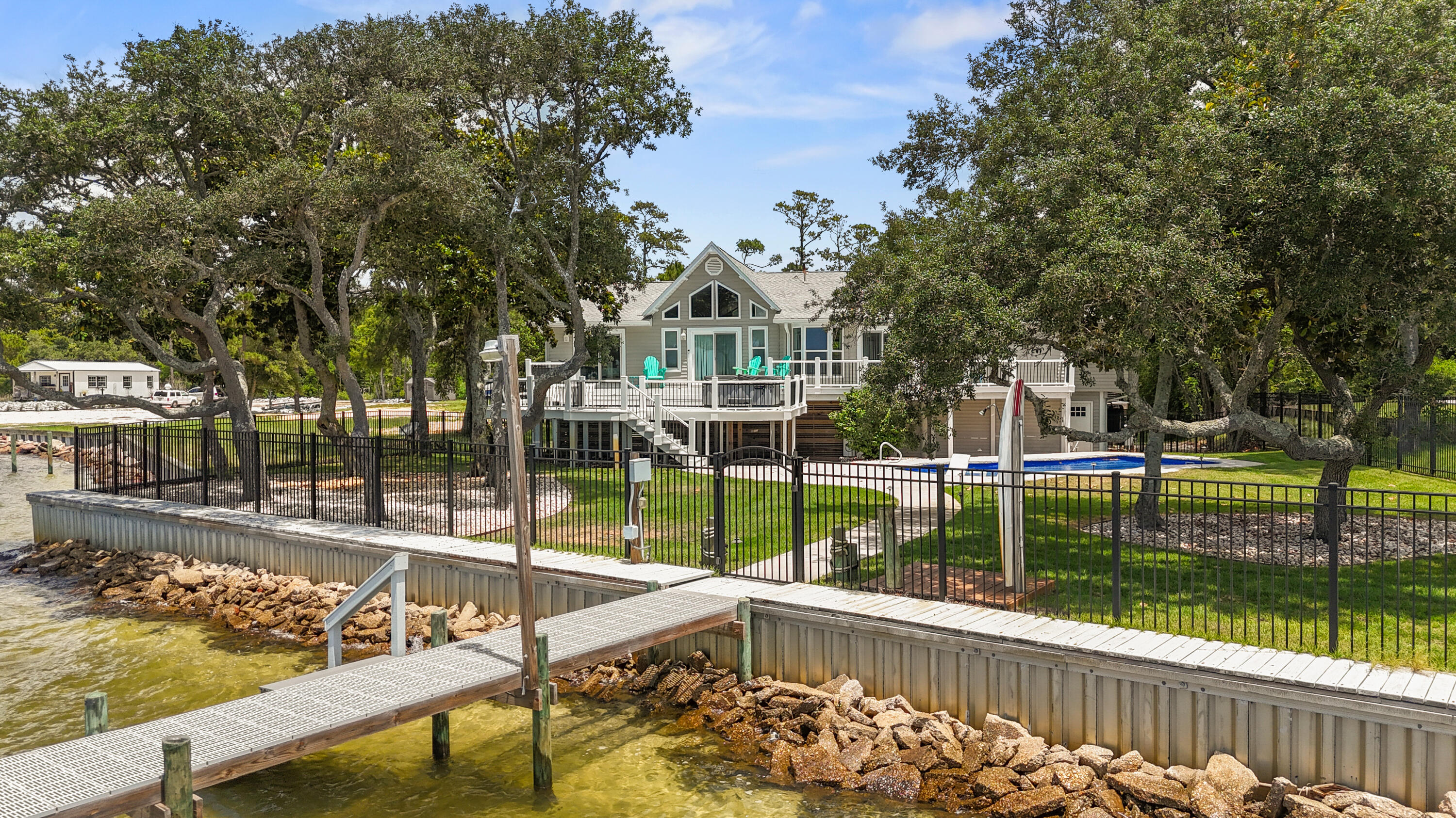 PARISH POINT - Residential